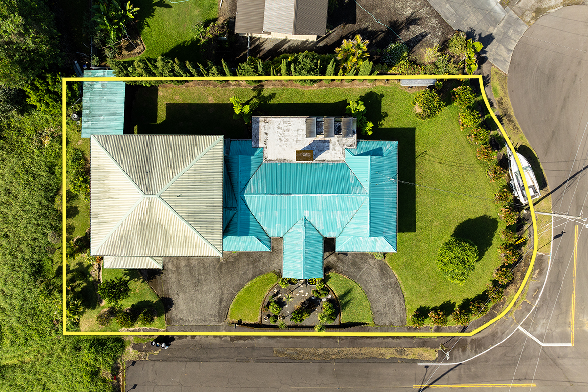 1890 Kaiao St Property Photo 28