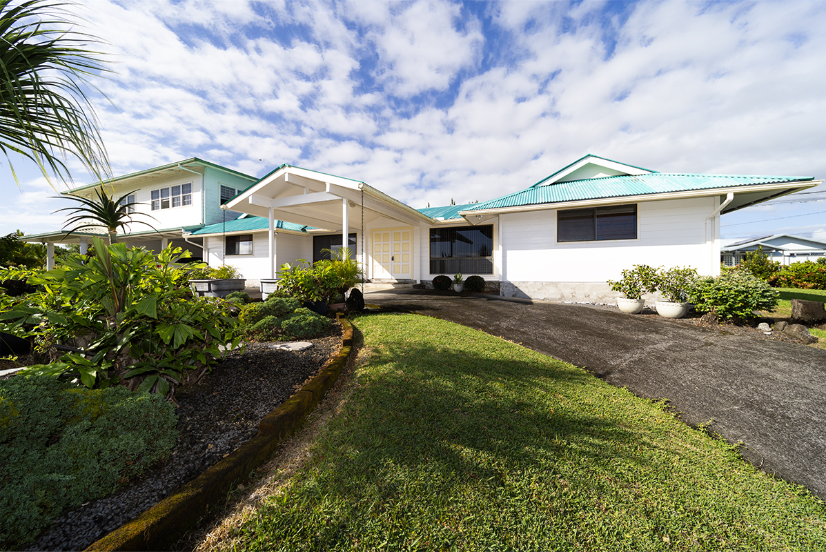 1890 Kaiao St Property Photo 29