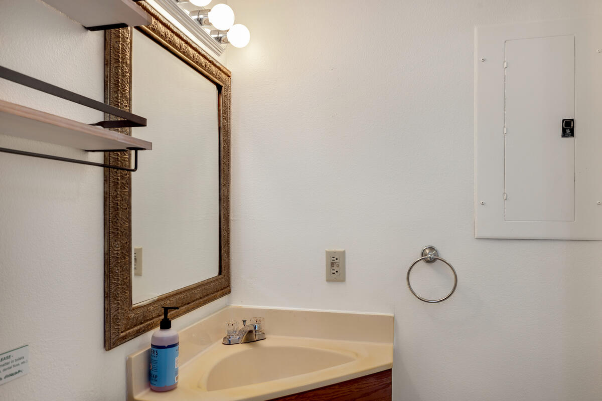 3411 Wilcox Rd Ev62 Property Photo 6