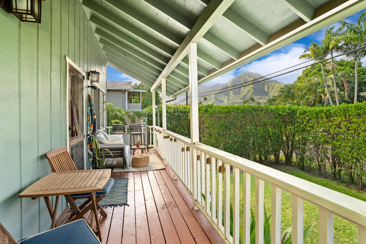 4465 Aku Rd Property Photo 4