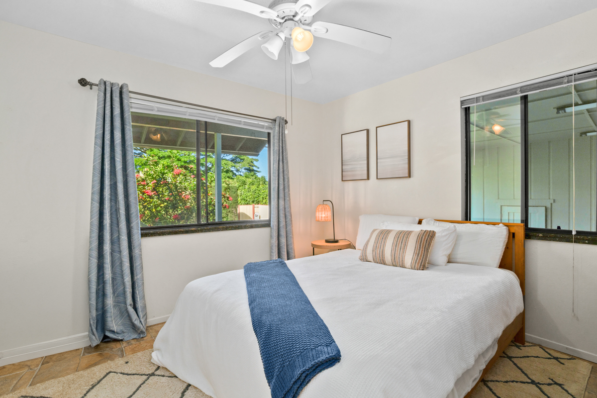 4465 Aku Rd Property Photo 17