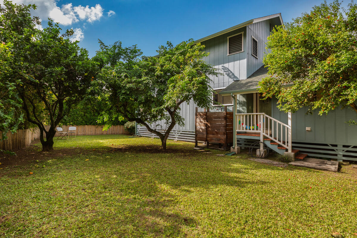 4465 Aku Rd Property Photo 23