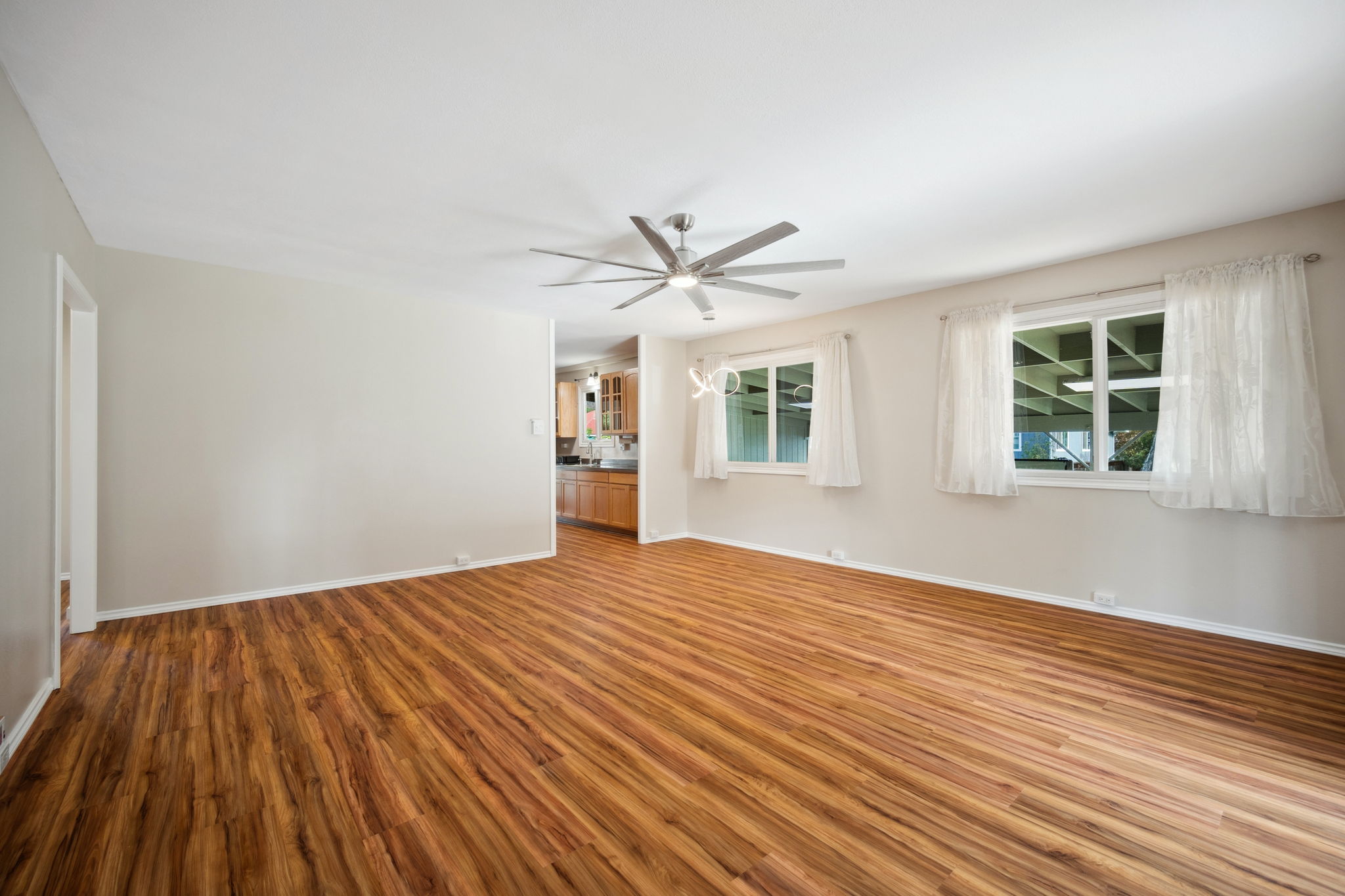 5045 Menehune Rd Property Photo 8