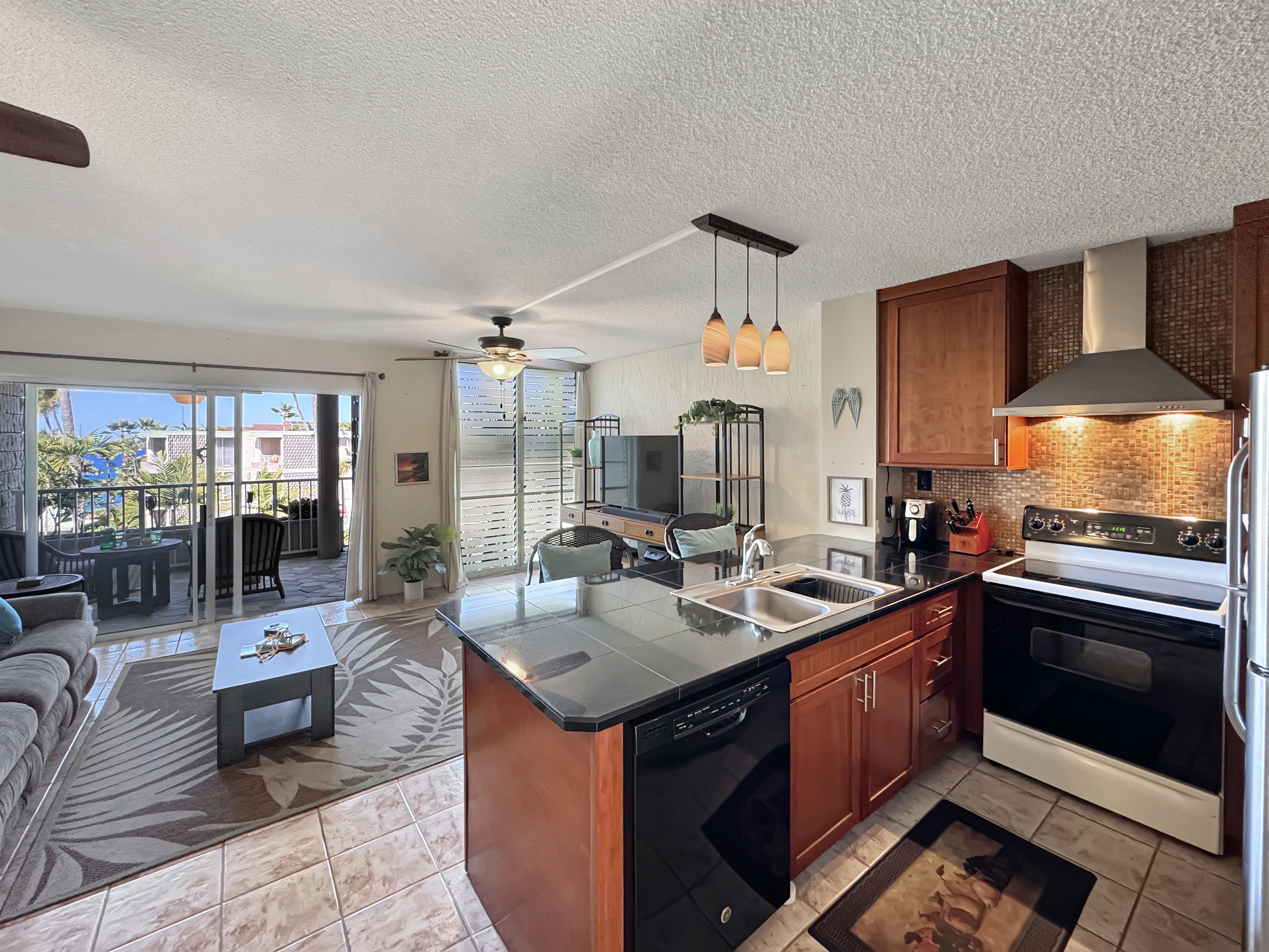 75-6016 Alii Dr 319 Property Photo 6