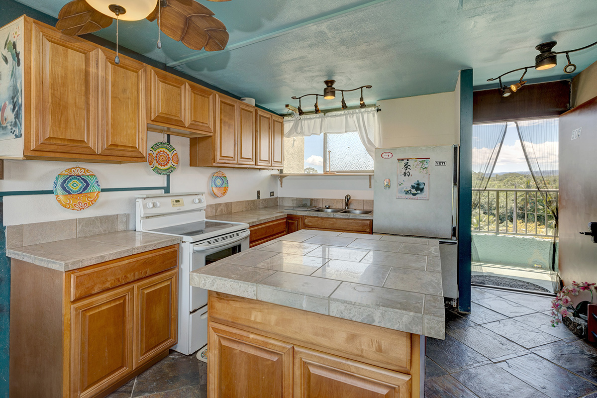 1875 Mauna Loa Shores 505 Property Photo 12