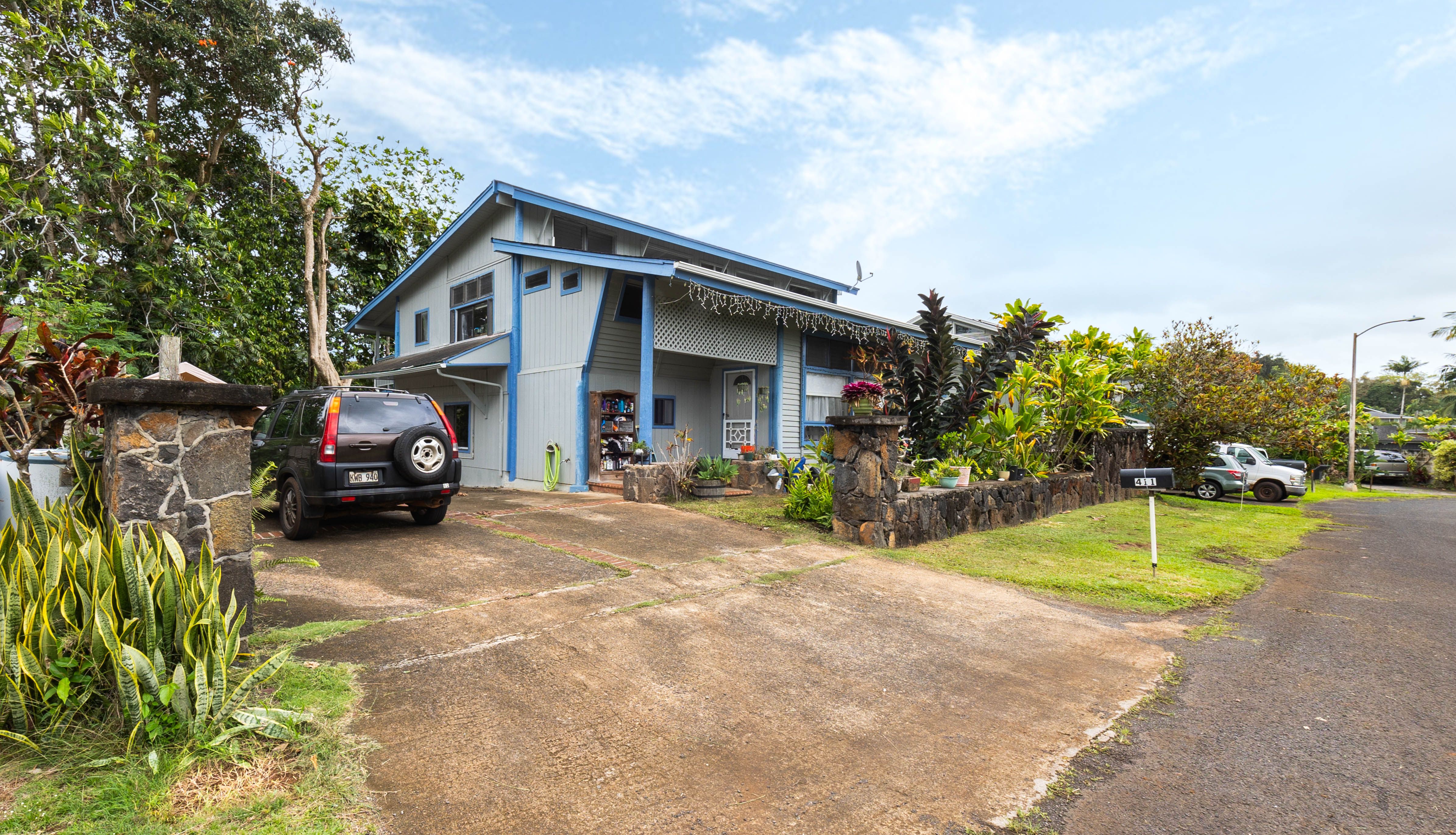 411 Molo St Property Photo 2