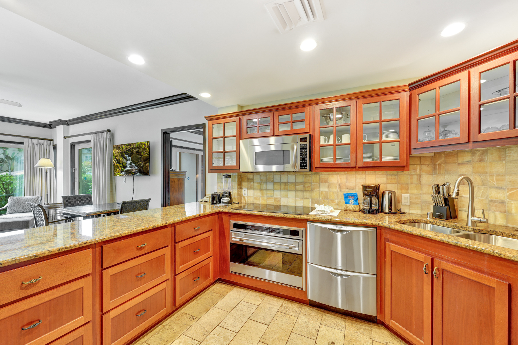 4-820 Kuhio Hwy C104 Property Photo 2