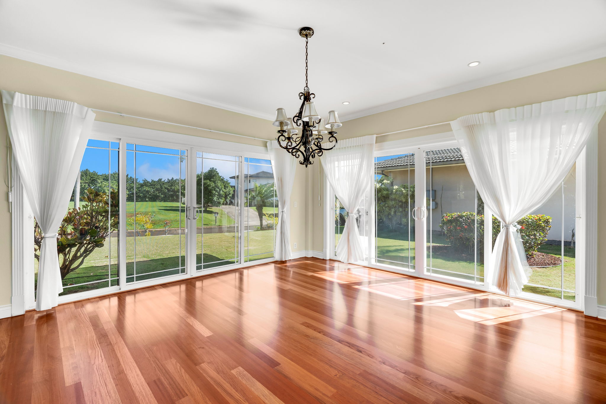 4139 Koaki Pl Property Photo 14