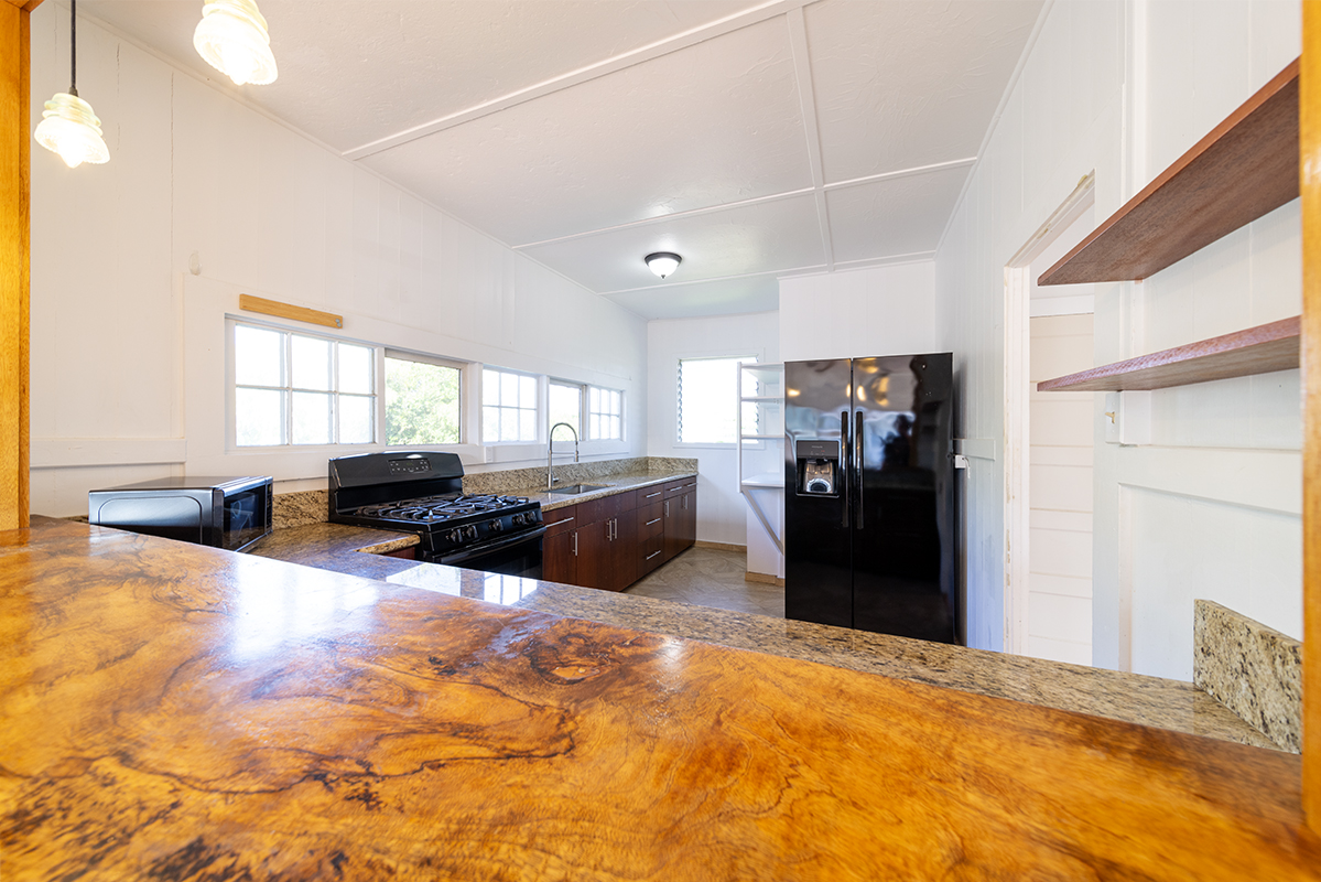 125 Kohola St Property Photo 8