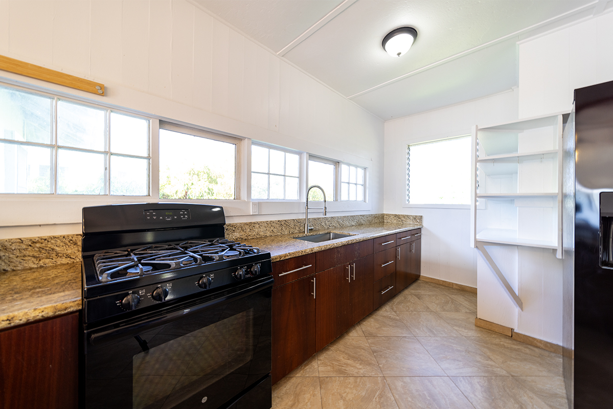 125 Kohola St Property Photo 11