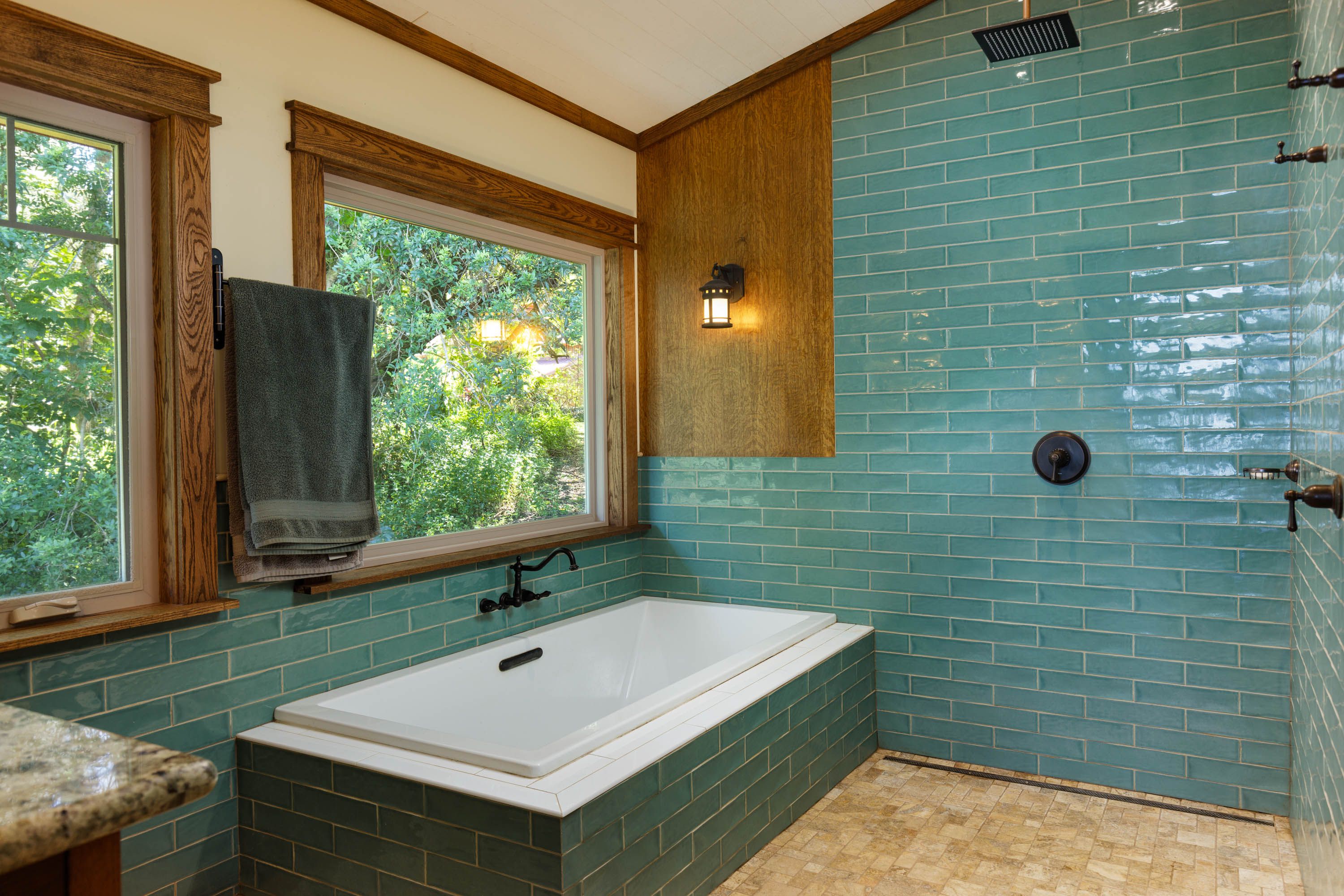 54-2272 Kynnersley Rd Property Photo 14