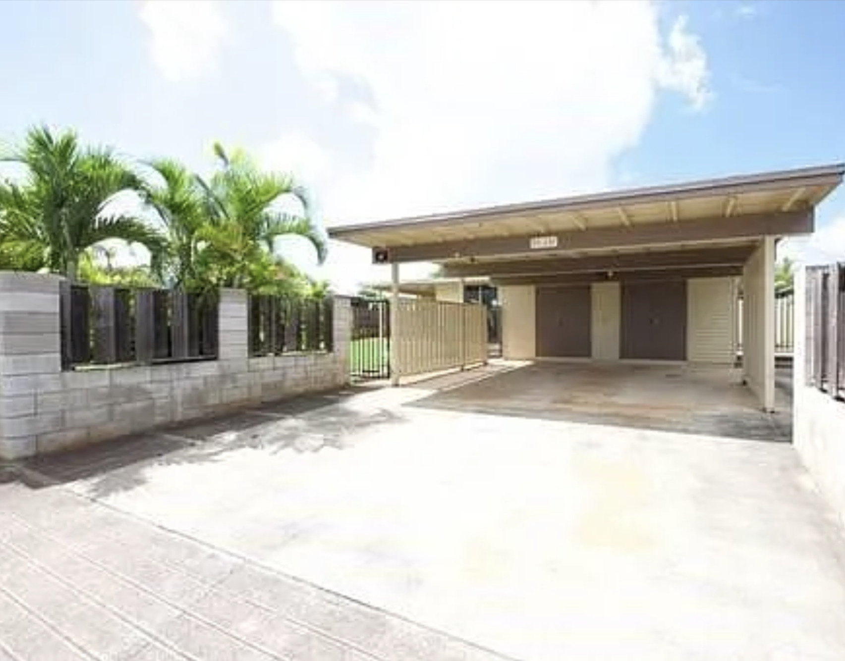 95-337 Pohina Pl Property Photo 3