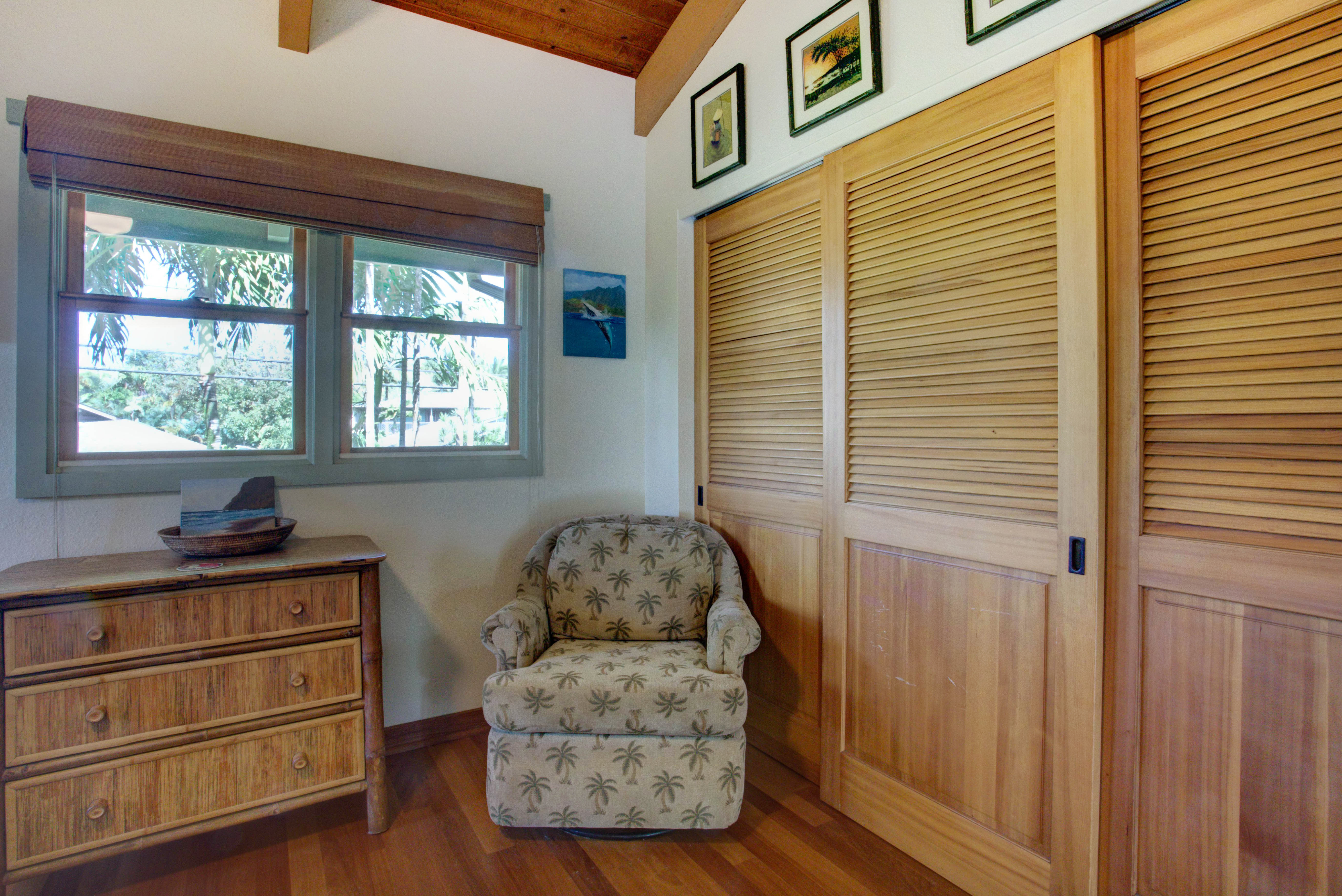 4446 Aku Rd Property Photo 17