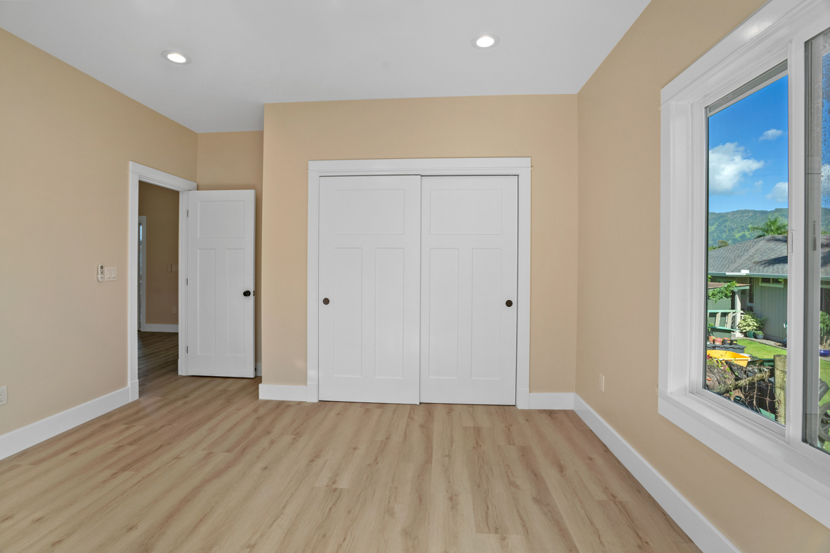1264-d Crossley Rd Property Photo 11