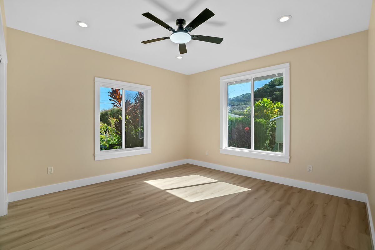 1264-d Crossley Rd Property Photo 12