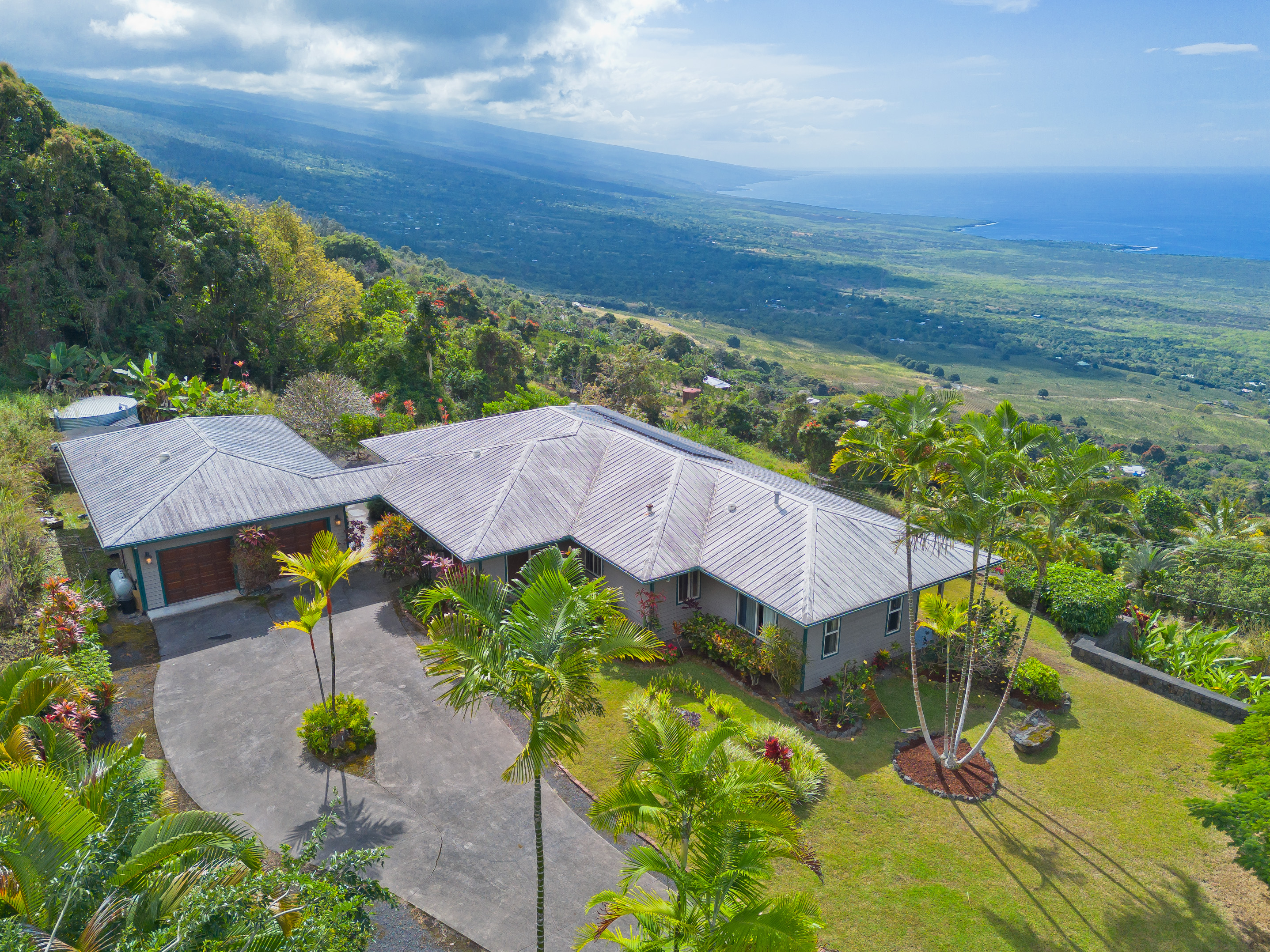 82-1076 Nanaina Lani Pl Property Photo
