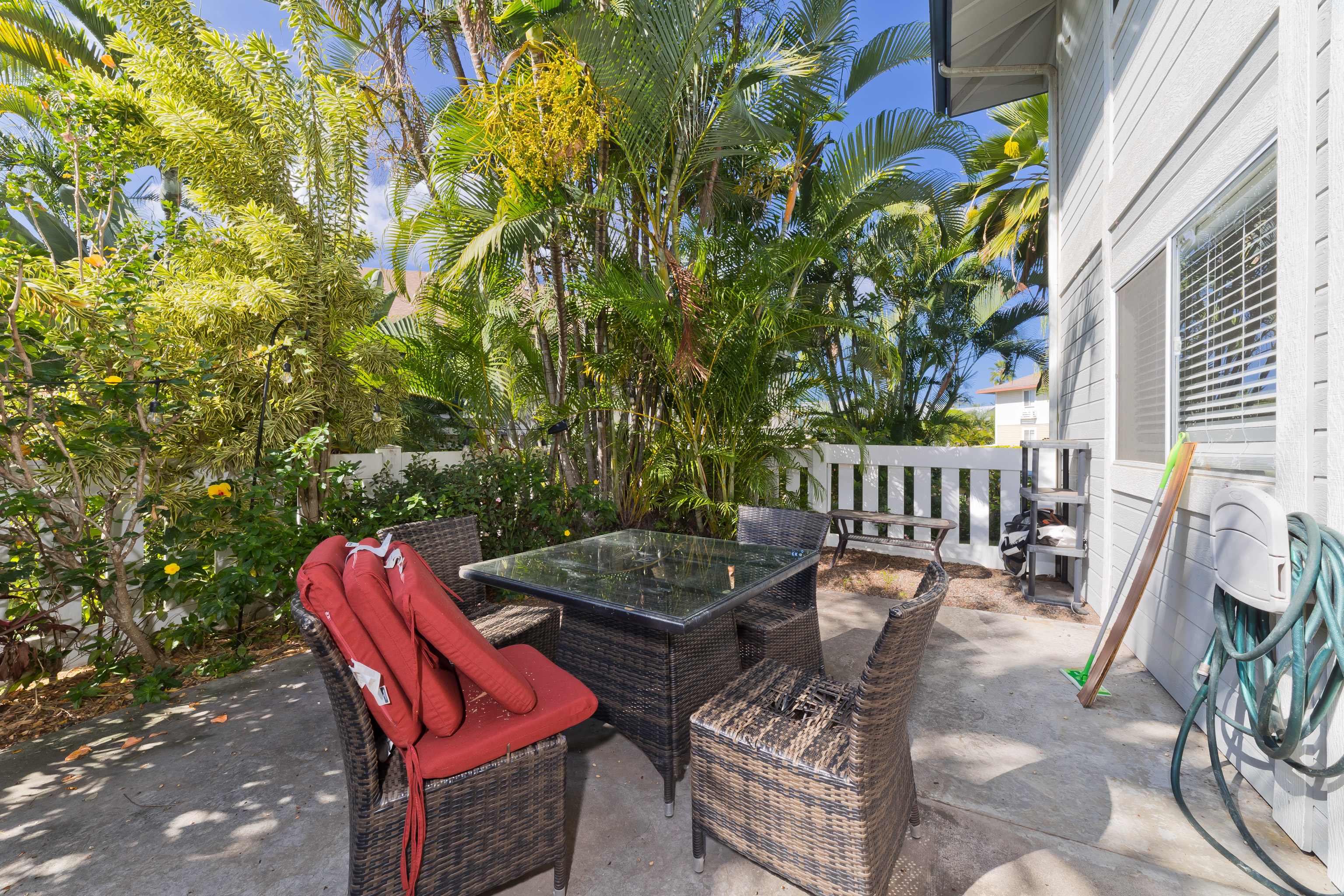 75-6081 Alii Dr P104 Property Photo 26