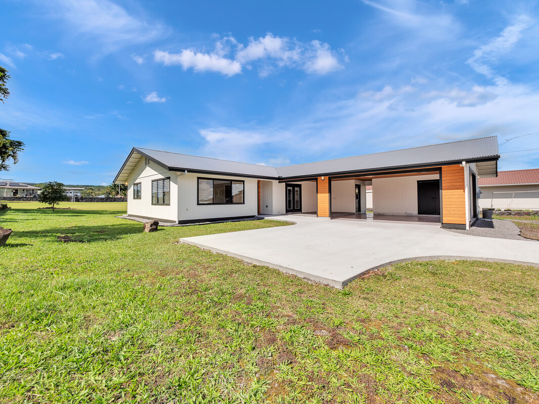 1261-b Haihai St Property Photo 1
