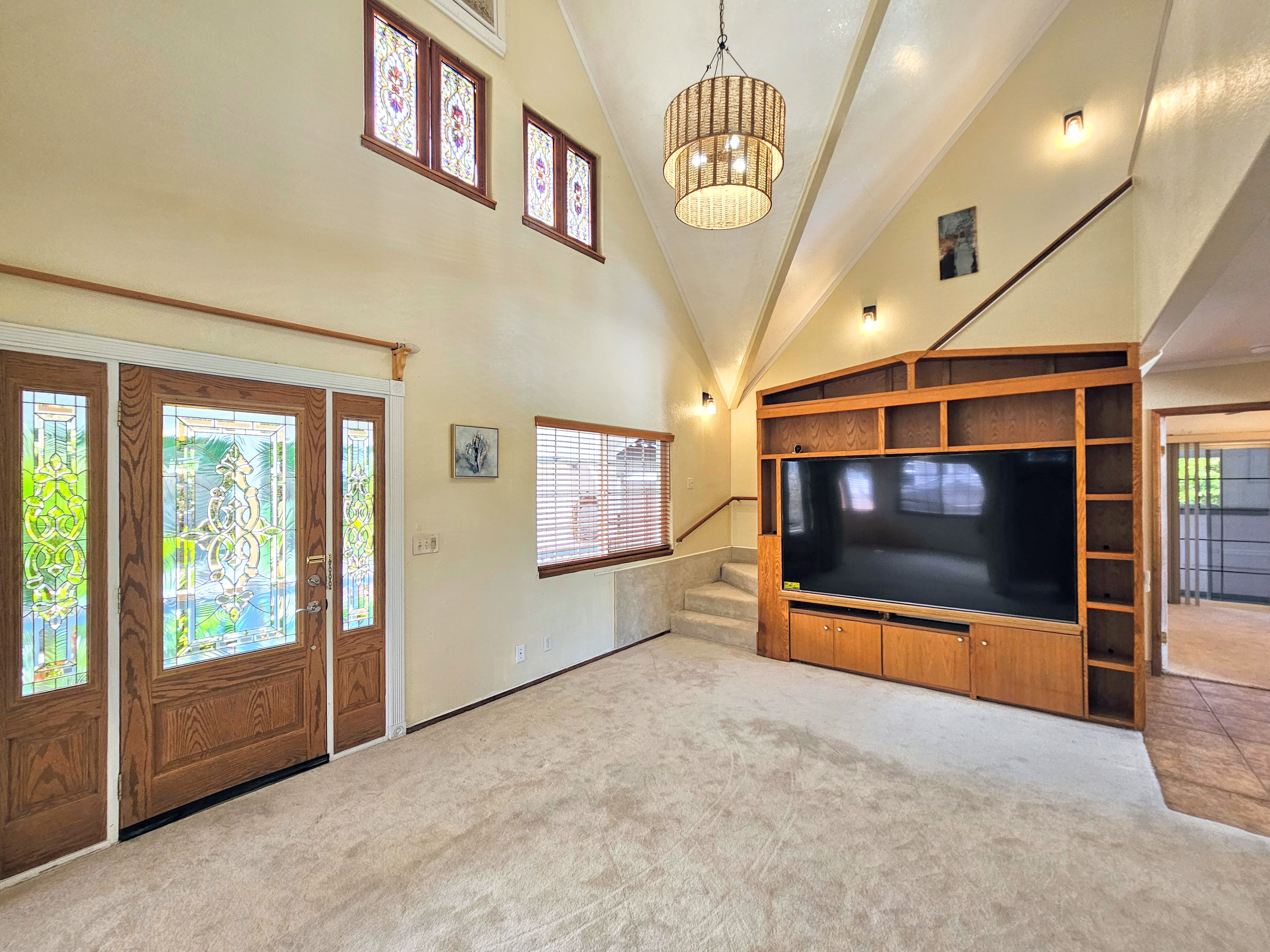 726-a Waianuenue Ave Property Photo 3