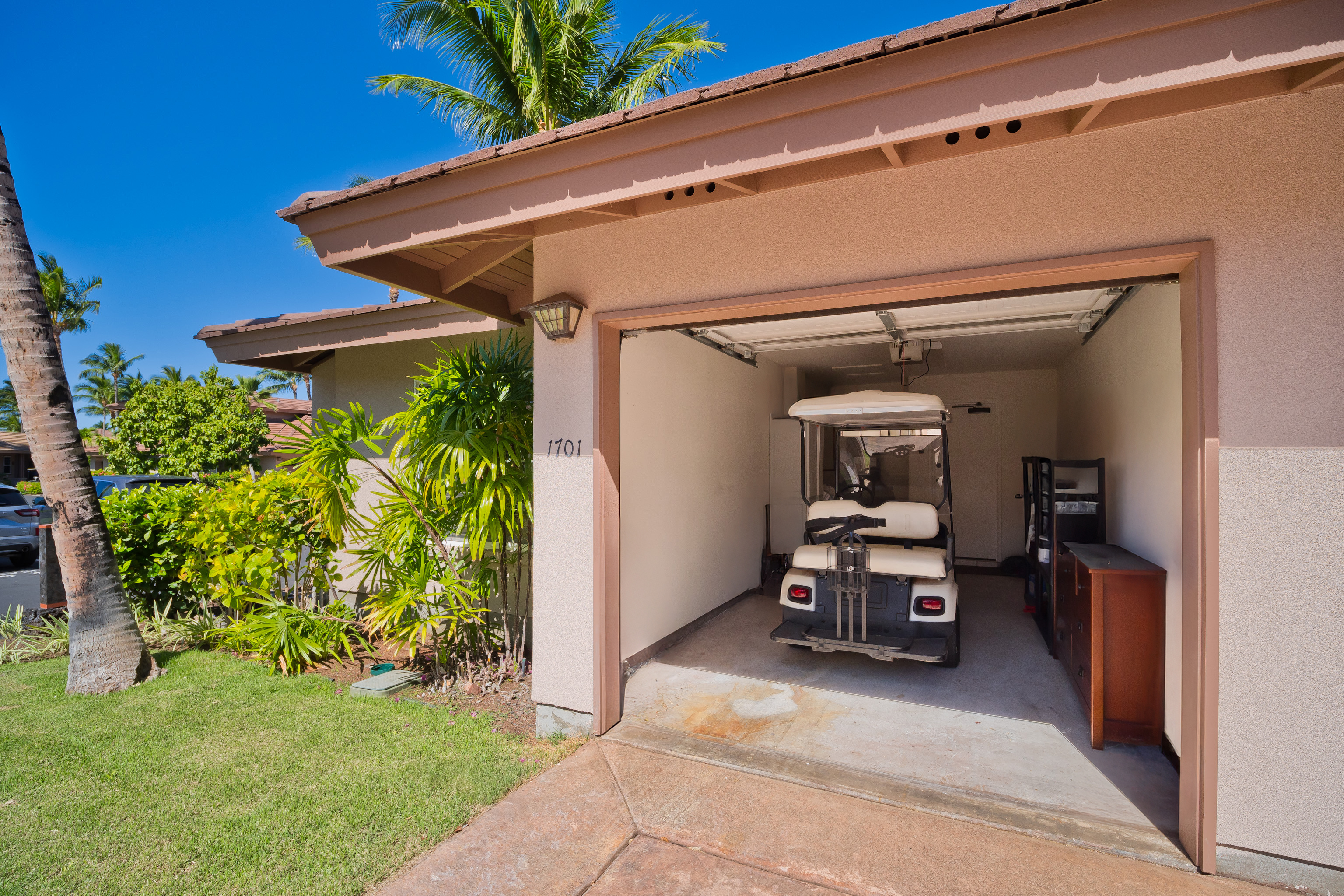 69-555 Waikoloa Beach Dr #1701 Property Photo 21