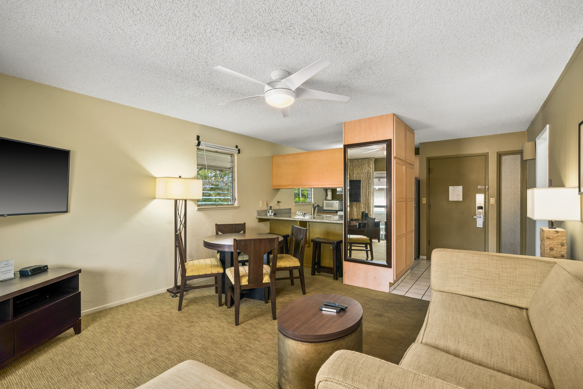 525 Aleka Lp A16 Property Photo 4