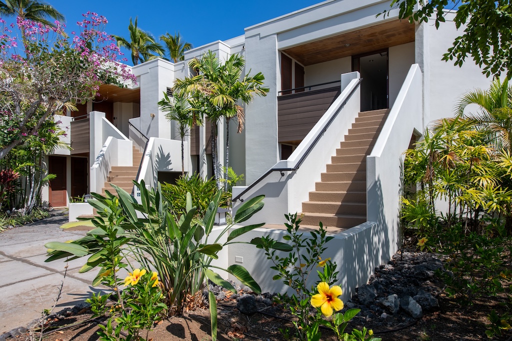 68-1050 Mauna Lani Point Dr B 201 Property Photo 20