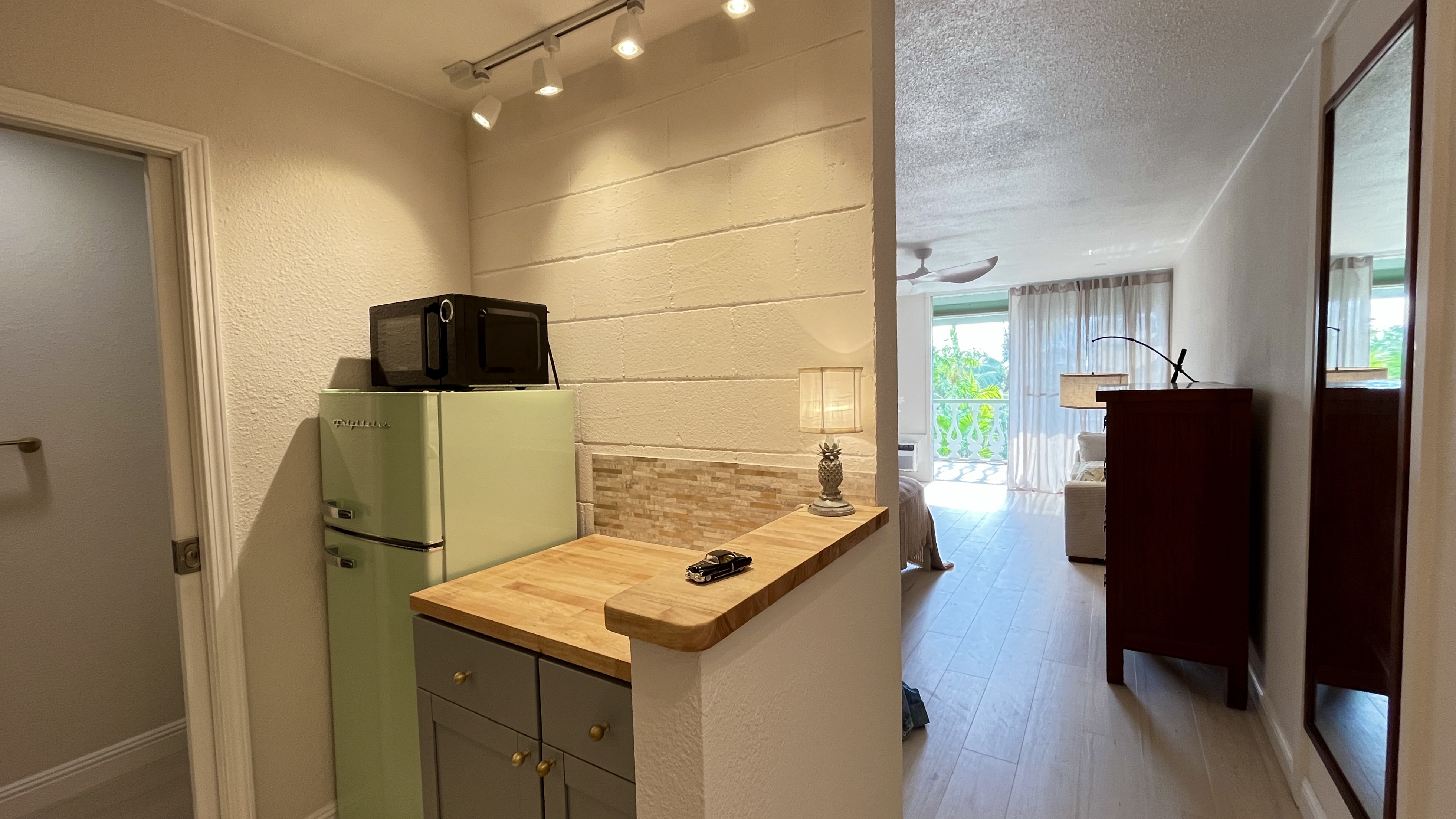 75-5776 Kona Islander Inn 306 Property Photo 14