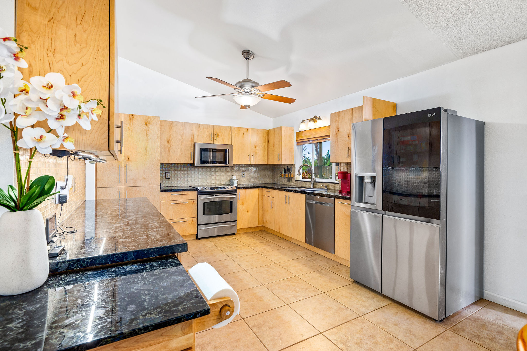68-3698 Kimo Nui St Property Photo 7