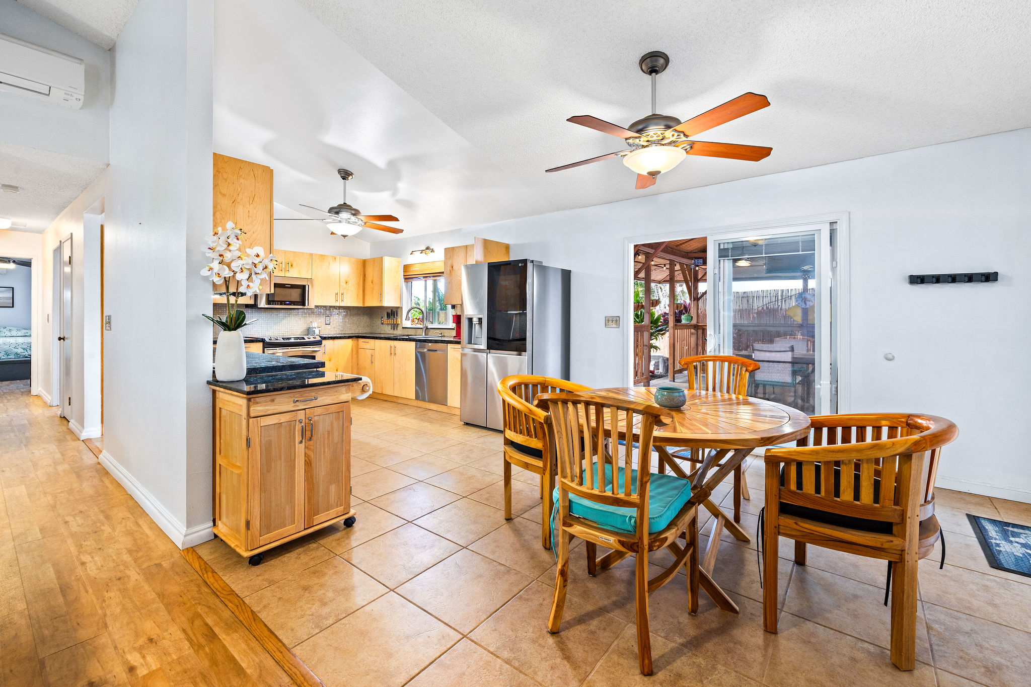 68-3698 Kimo Nui St Property Photo 8