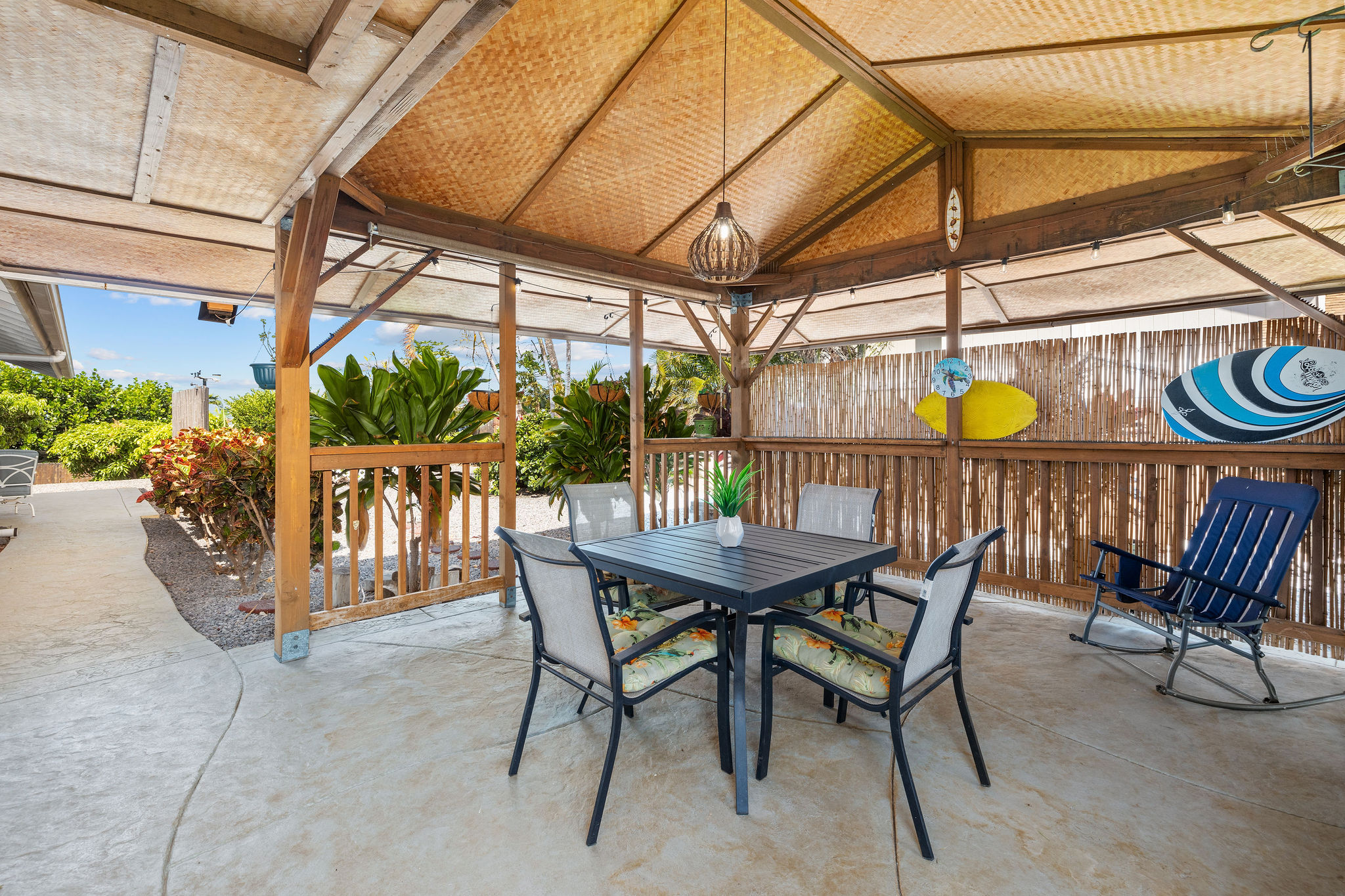 68-3698 Kimo Nui St Property Photo 14
