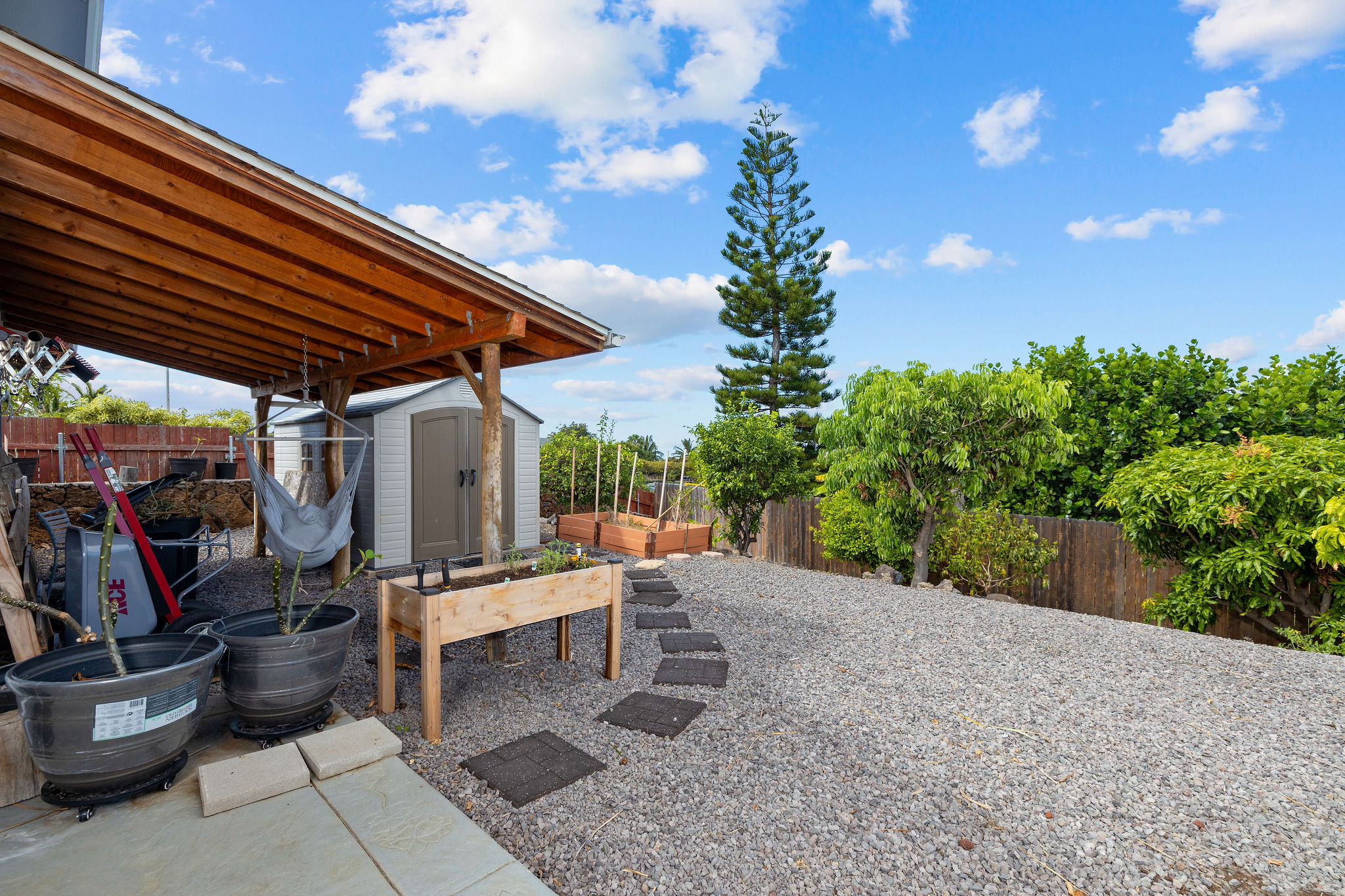 68-3698 Kimo Nui St Property Photo 15