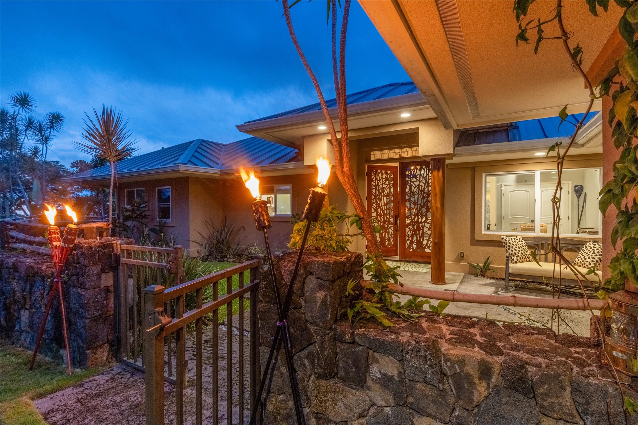 75-665 Kula Kai Pl Property Photo 4
