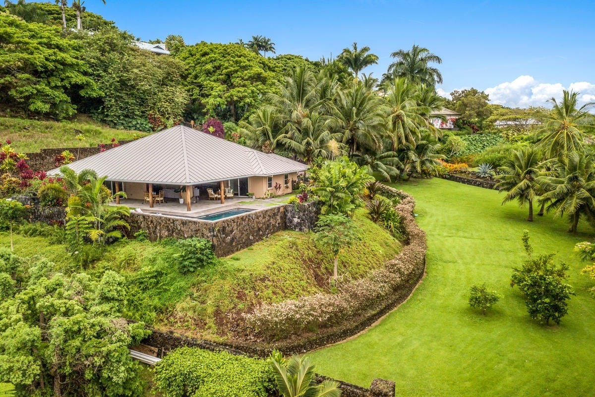 75-665 Kula Kai Pl Property Photo 18