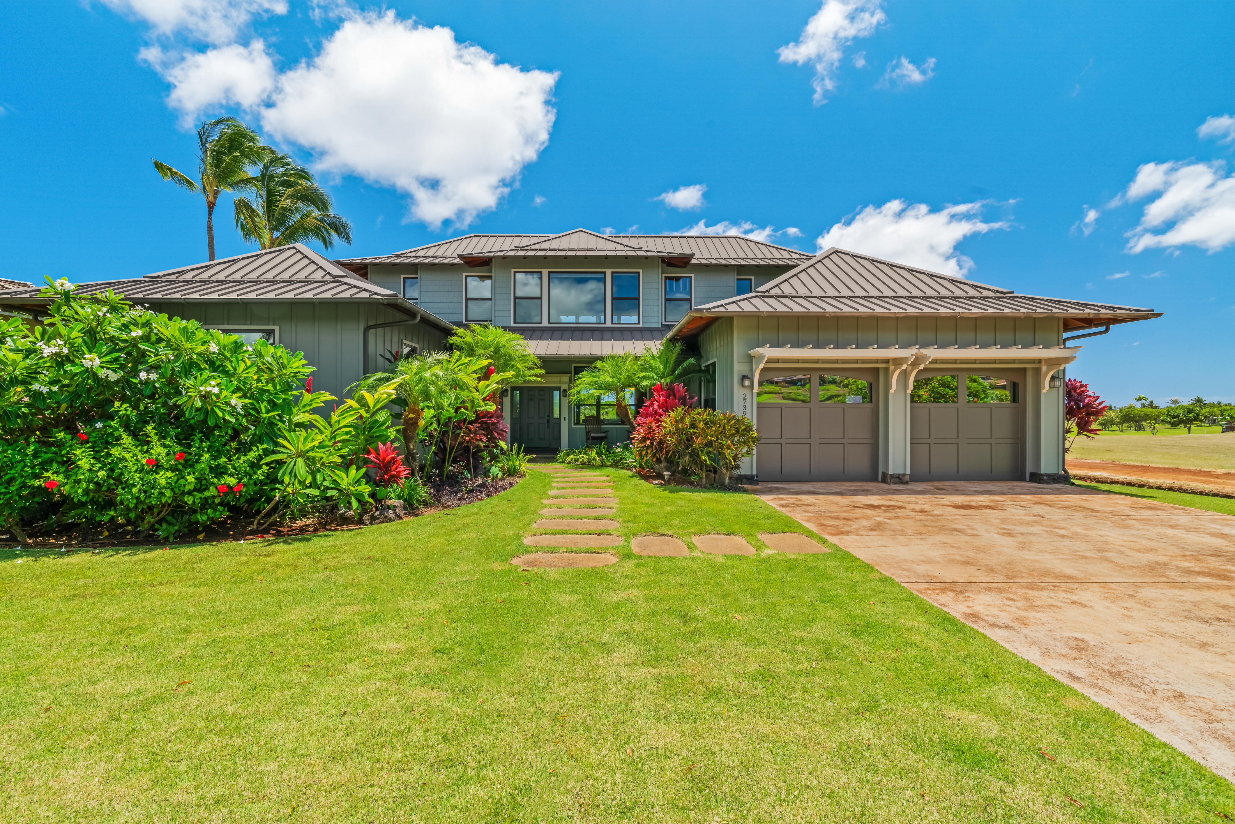 2739 Uluwehi St Property Photo 4