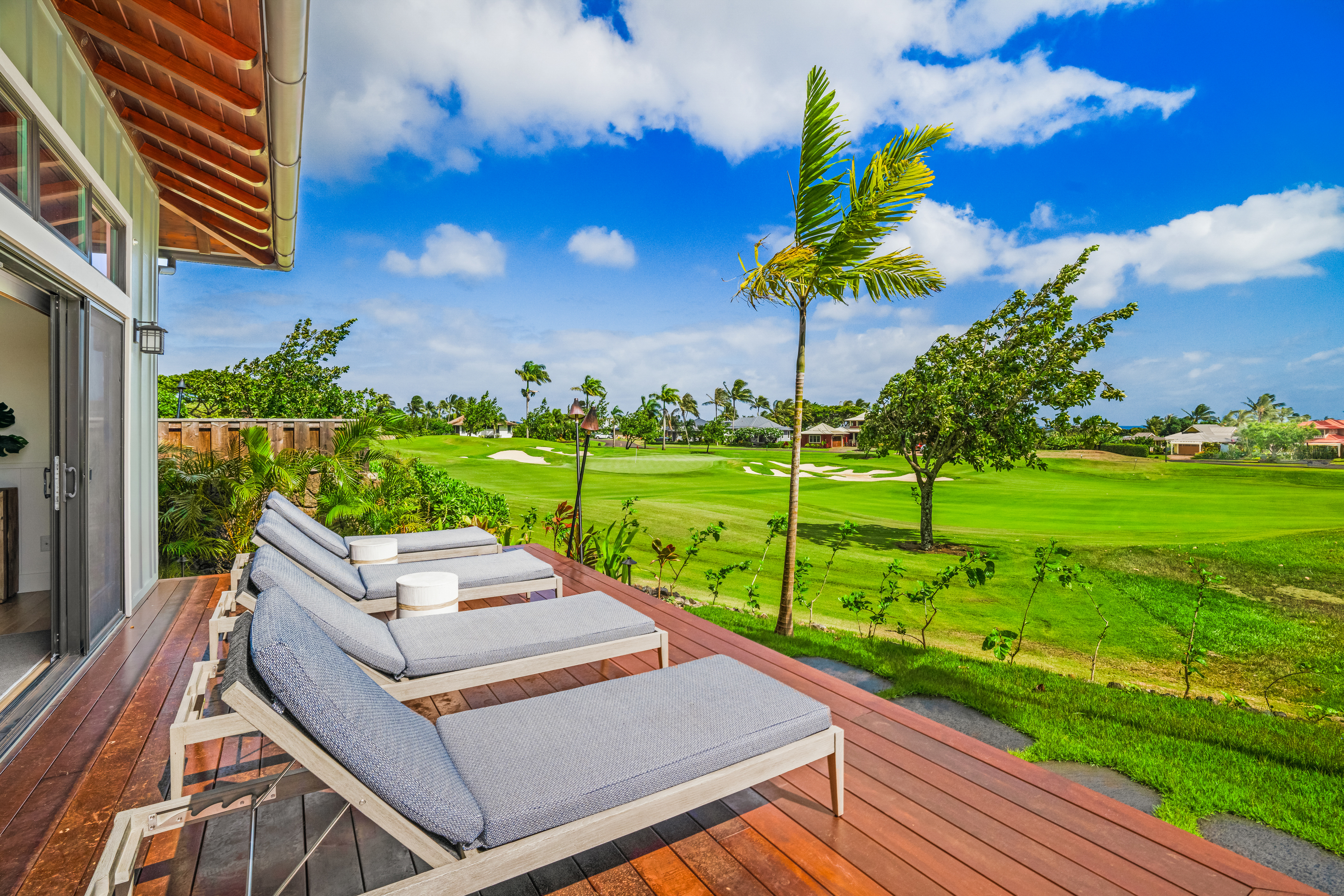 2739 Uluwehi St Property Photo 10
