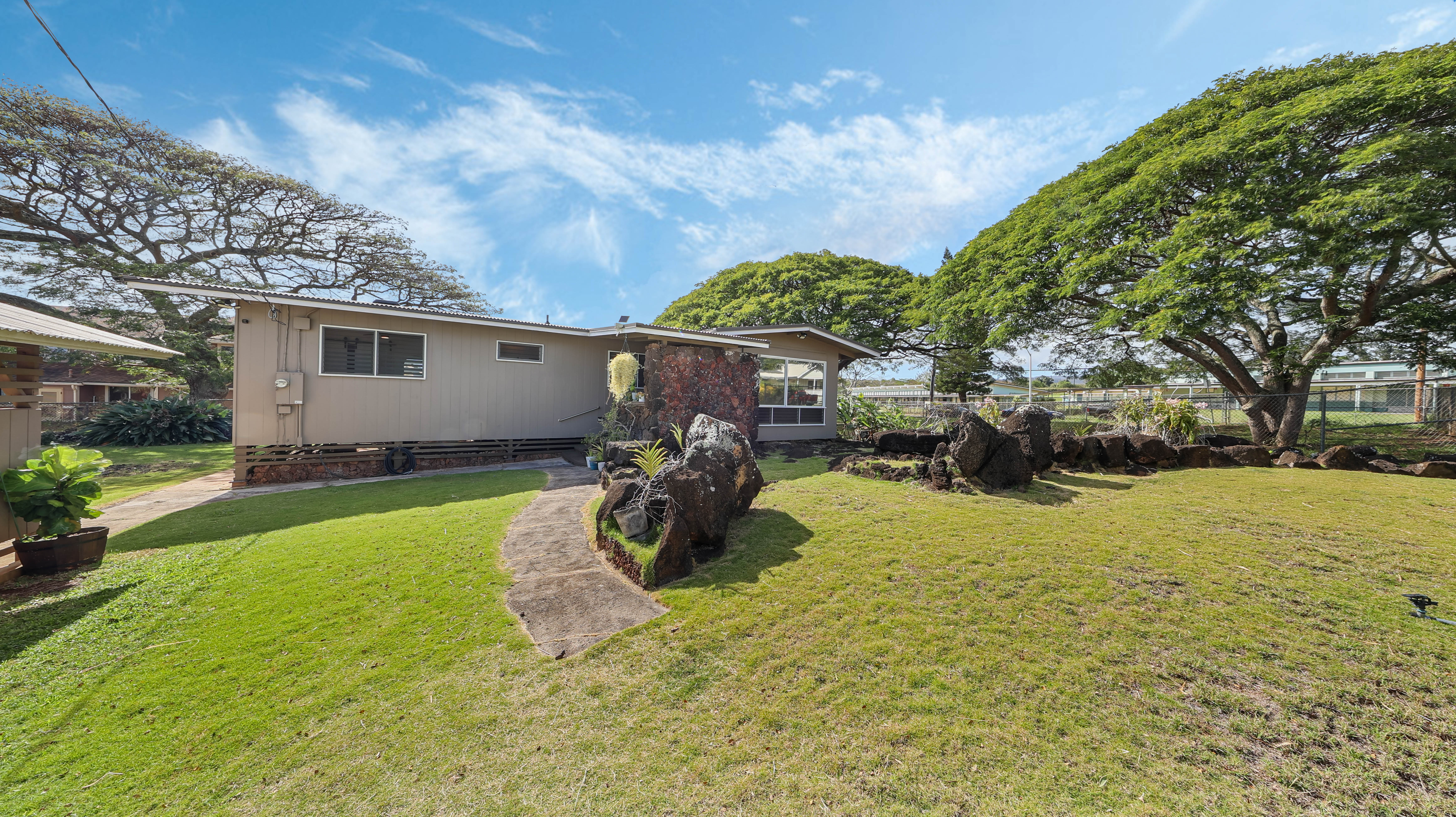 3189 Hikina Rd Property Photo
