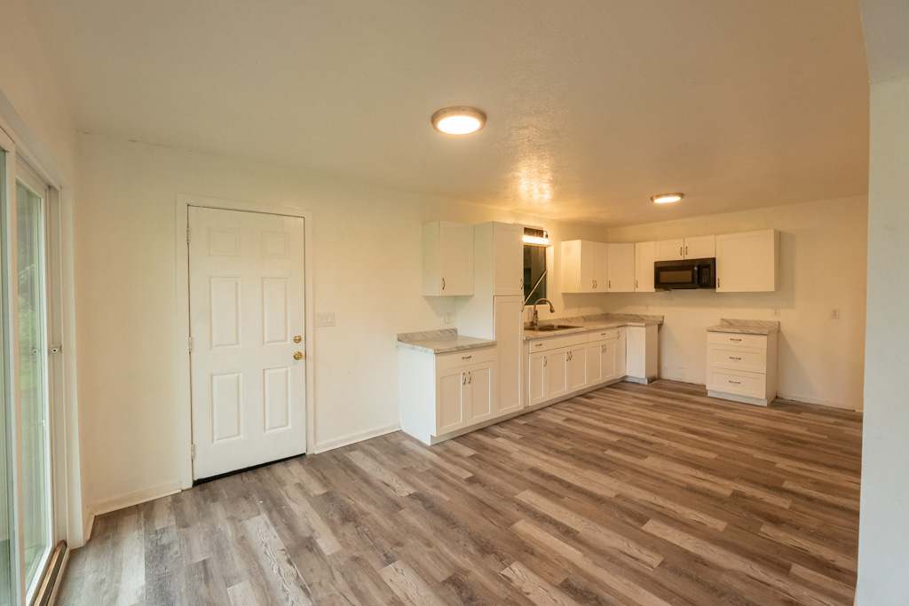 15-2746 Lai St Property Photo 4