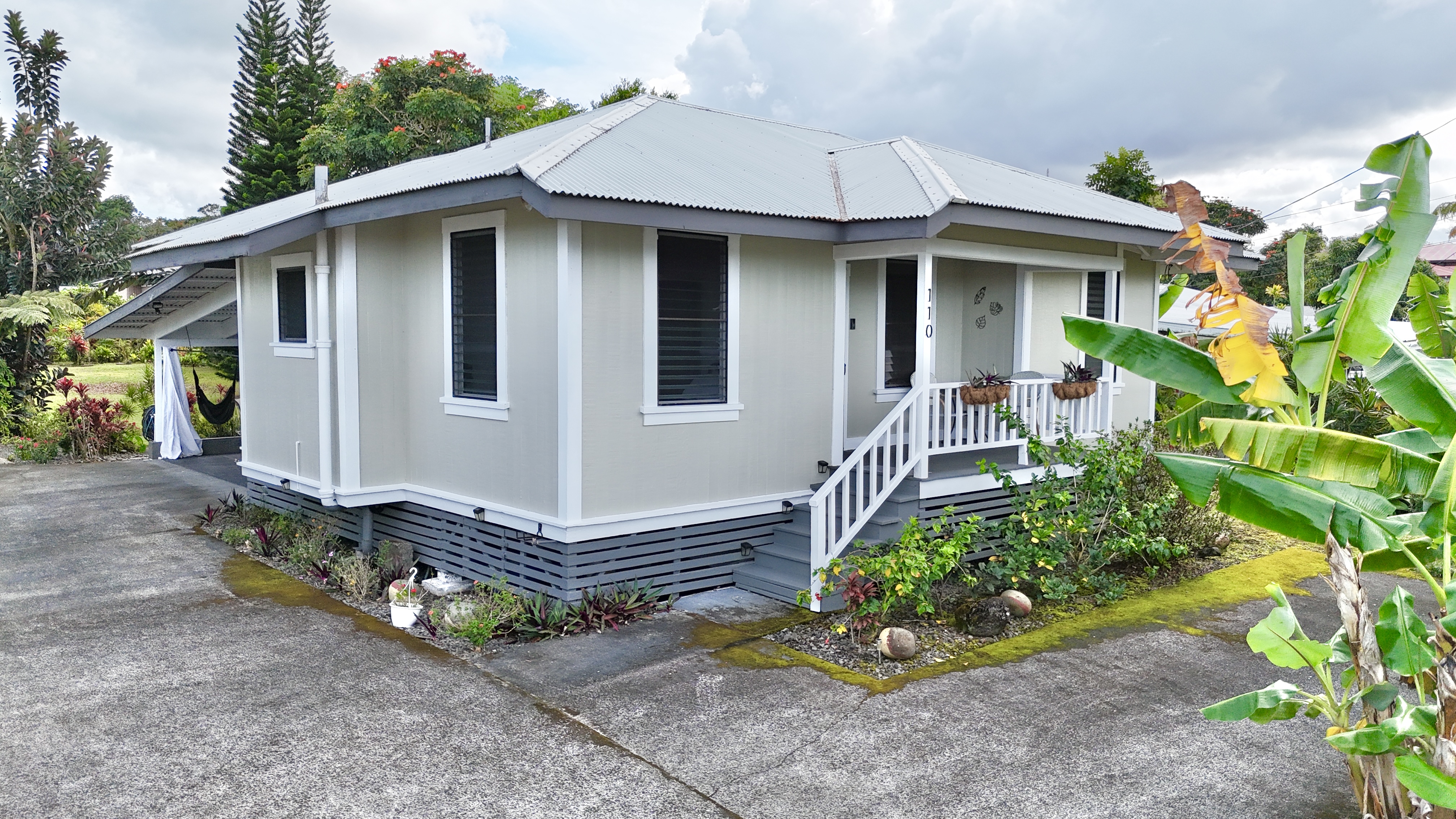 110 Malia St Property Photo 1
