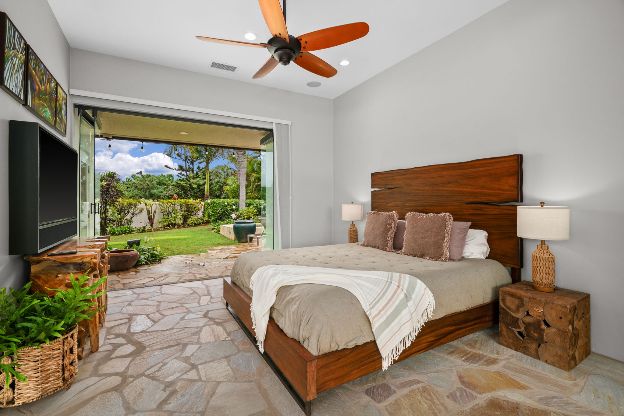 2268 Kanio St Property Photo 11