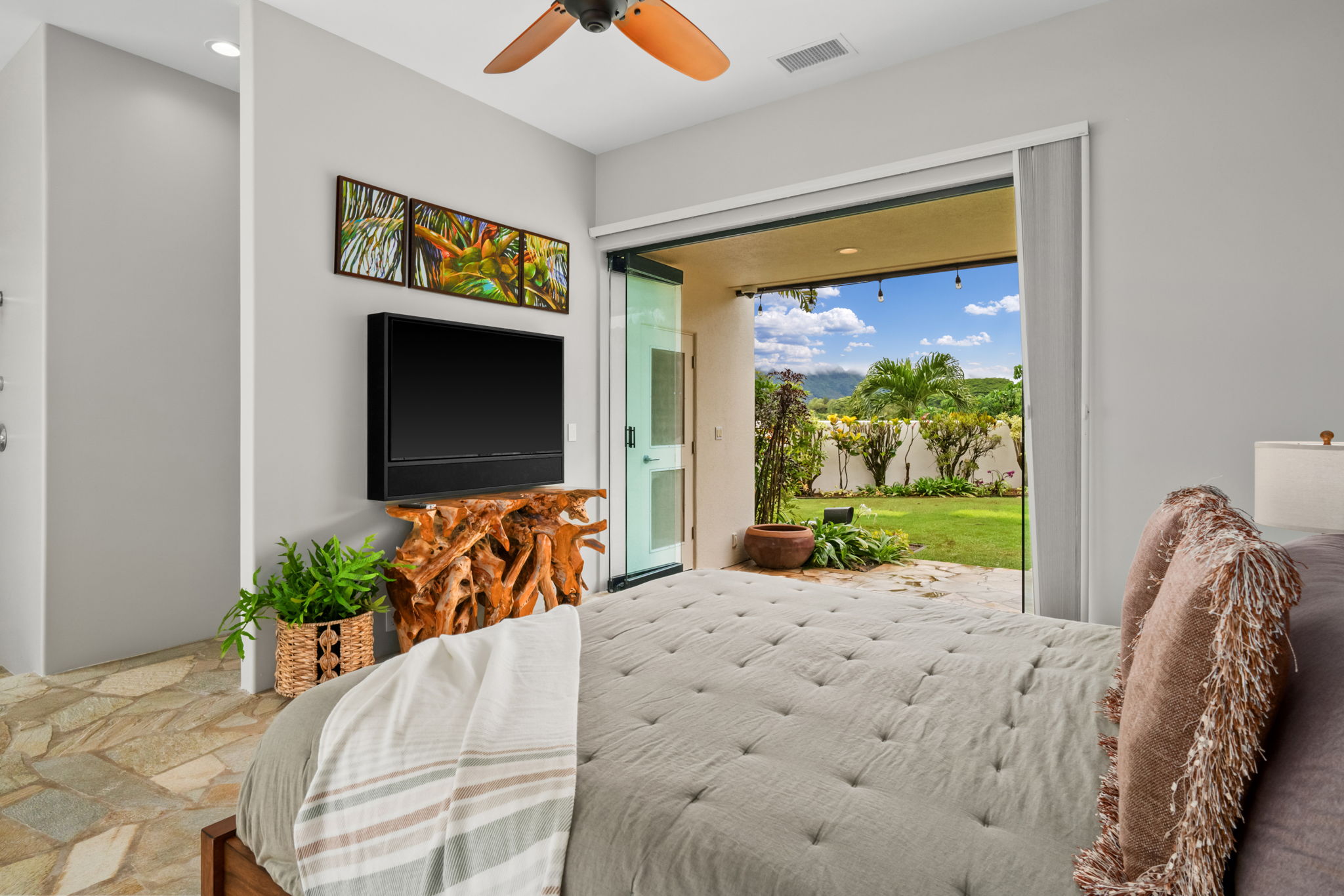 2268 Kanio St Property Photo 14