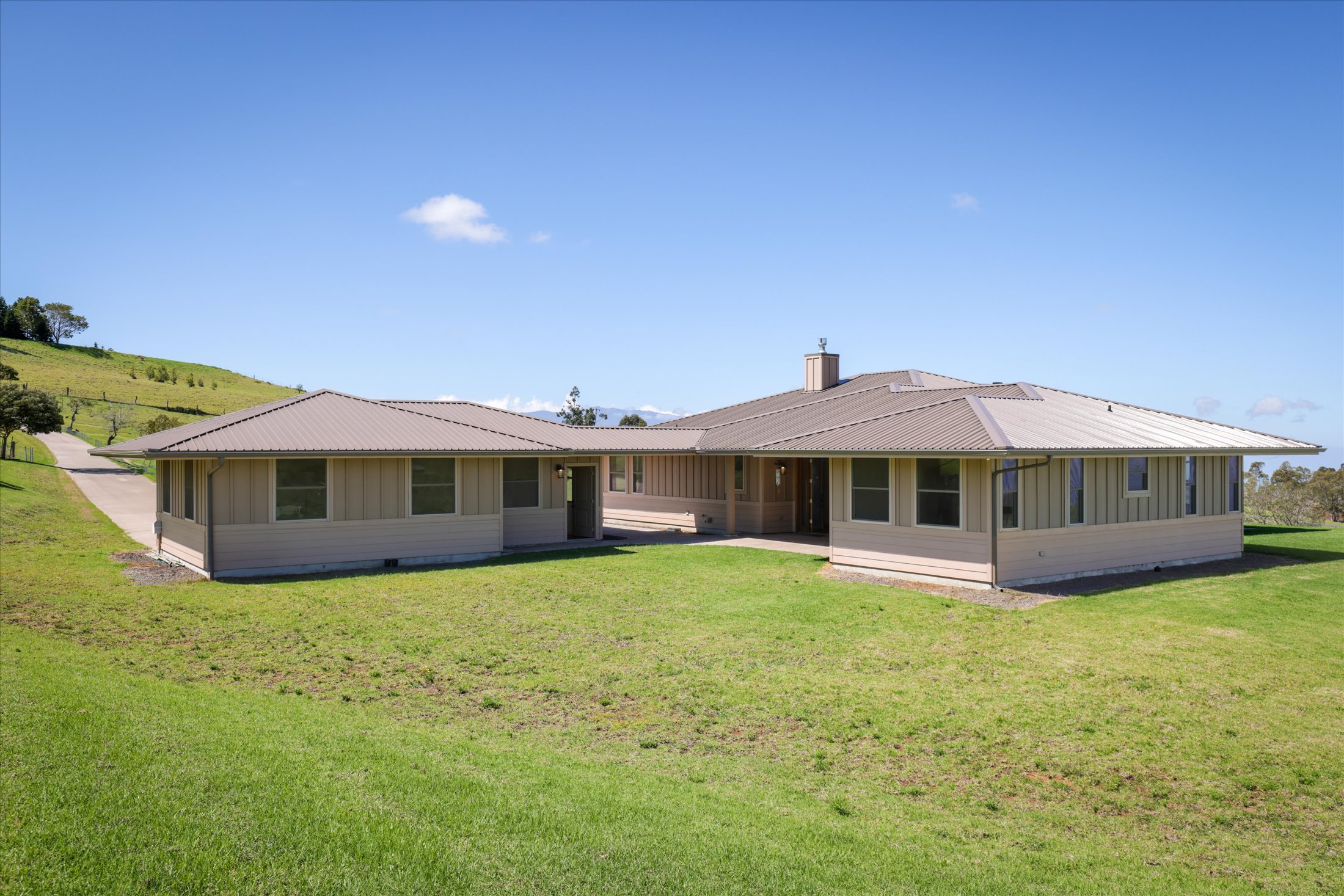 67-1027 Wainoenoe Rd Property Photo 5