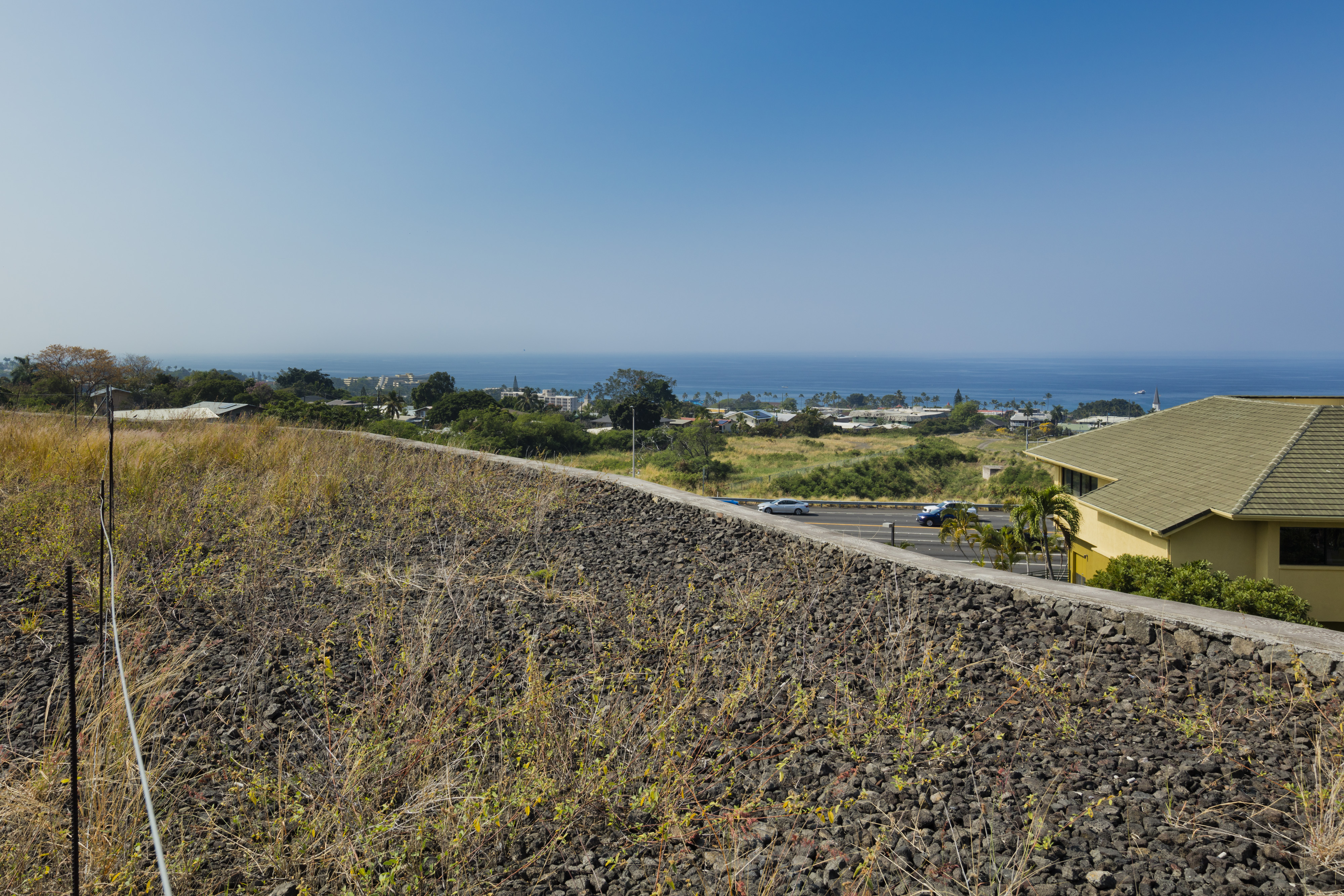 Hale Kapili St Property Photo 5
