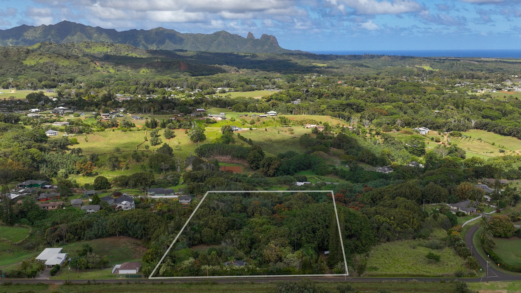 6052 Hauiki Rd 1 Property Photo 5