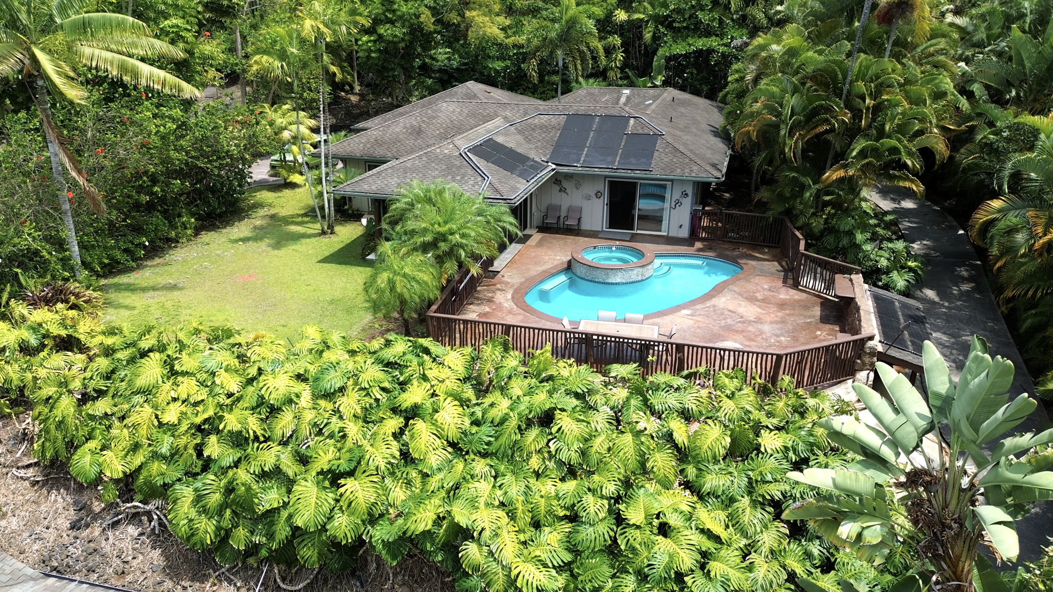 74-4967 Kiwi St Property Photo 1