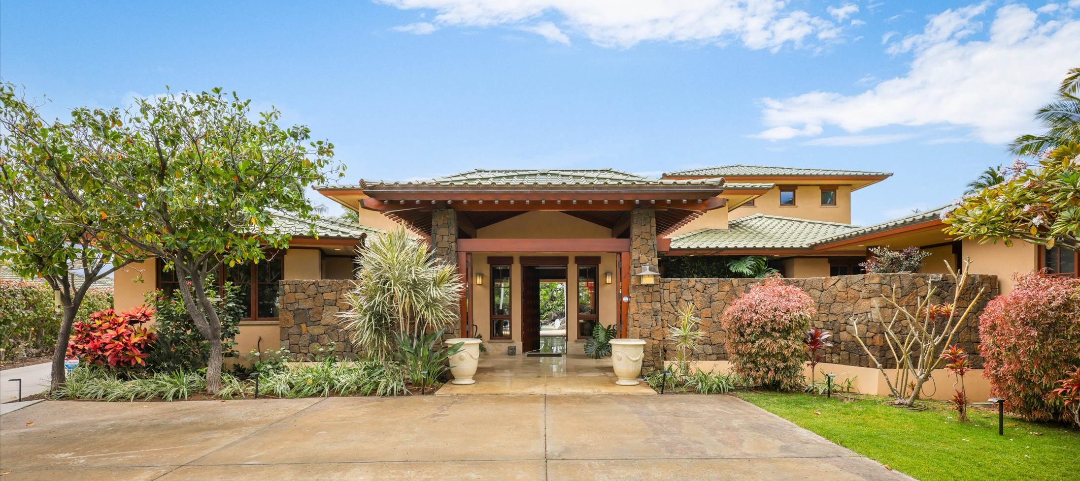 68-108 Pukaua Pl Property Photo 1