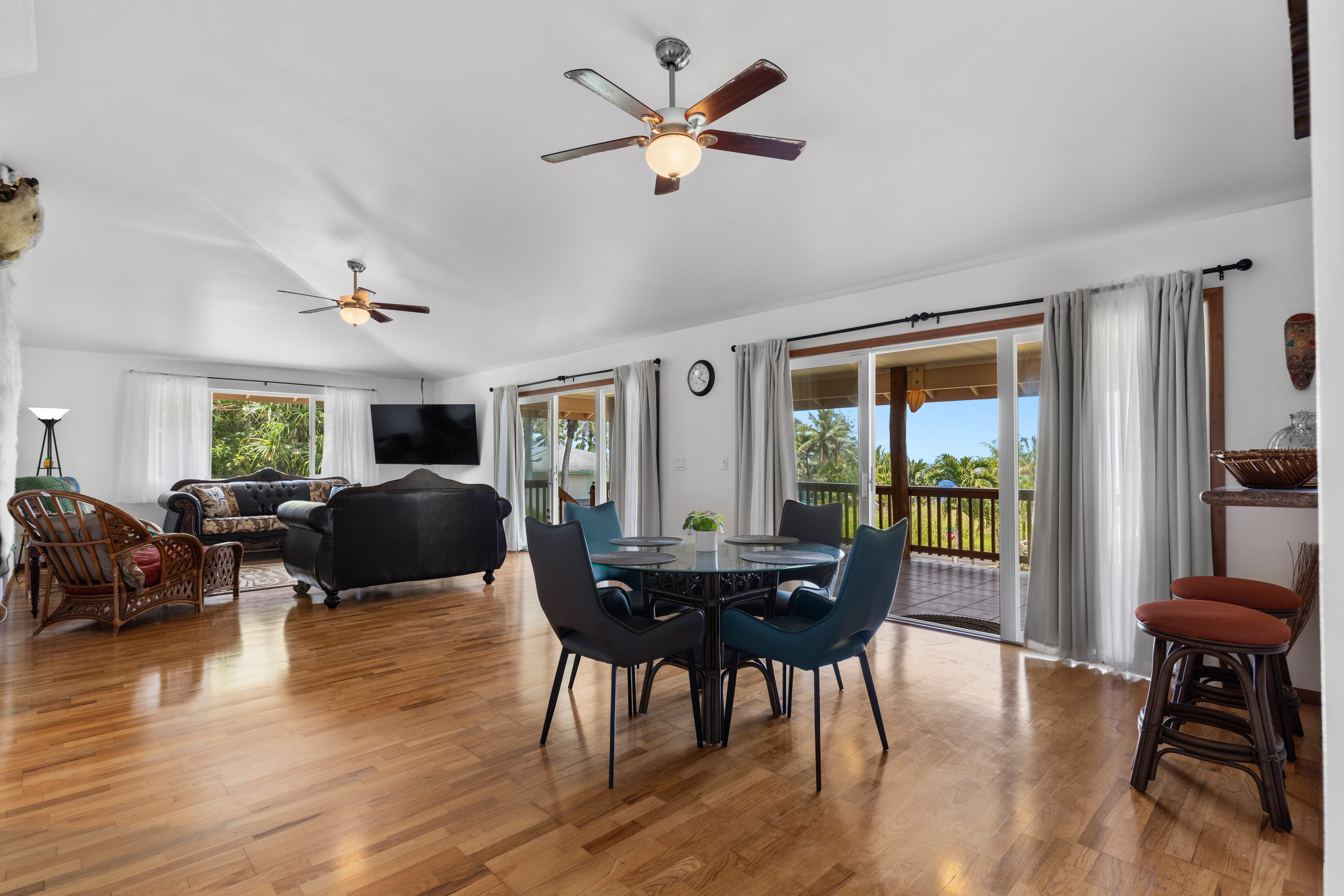 15-123 Uwalo St Property Photo 6