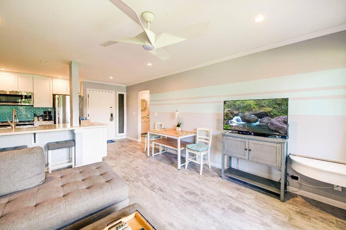 525 Aleka Lp J2 Property Photo 3