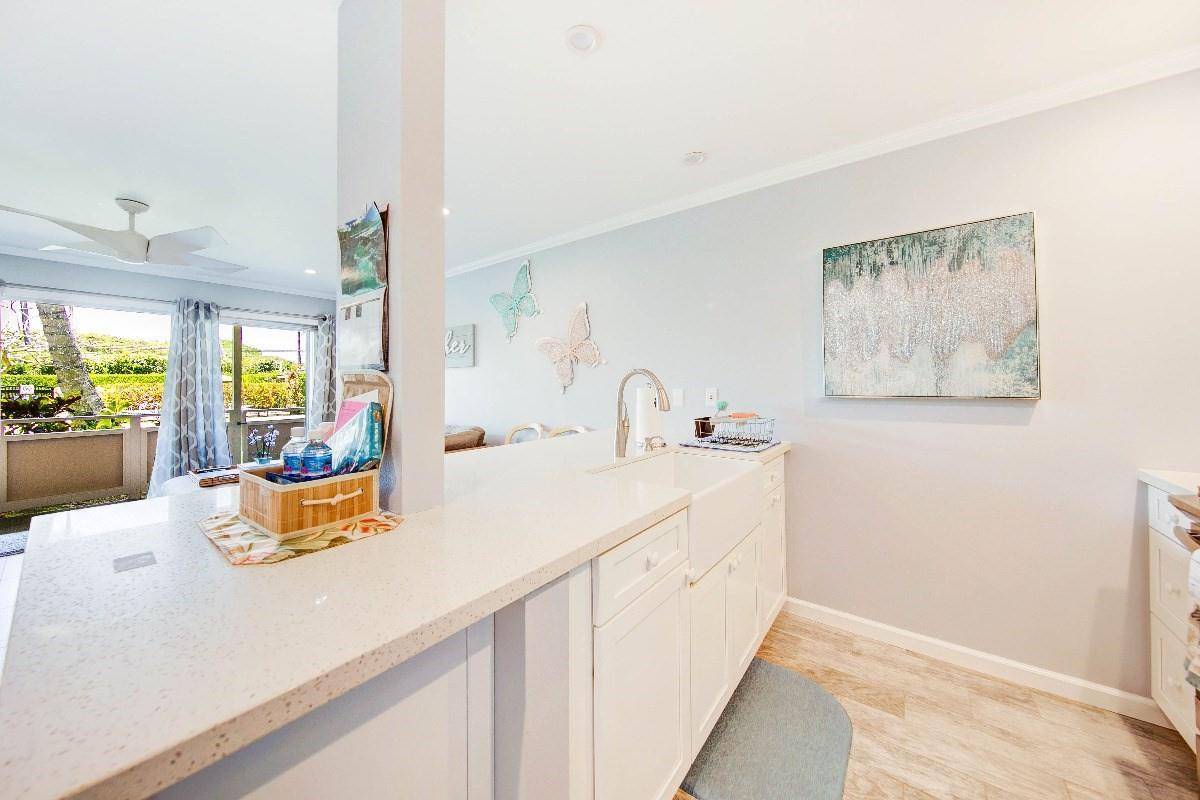 525 Aleka Lp J2 Property Photo 17