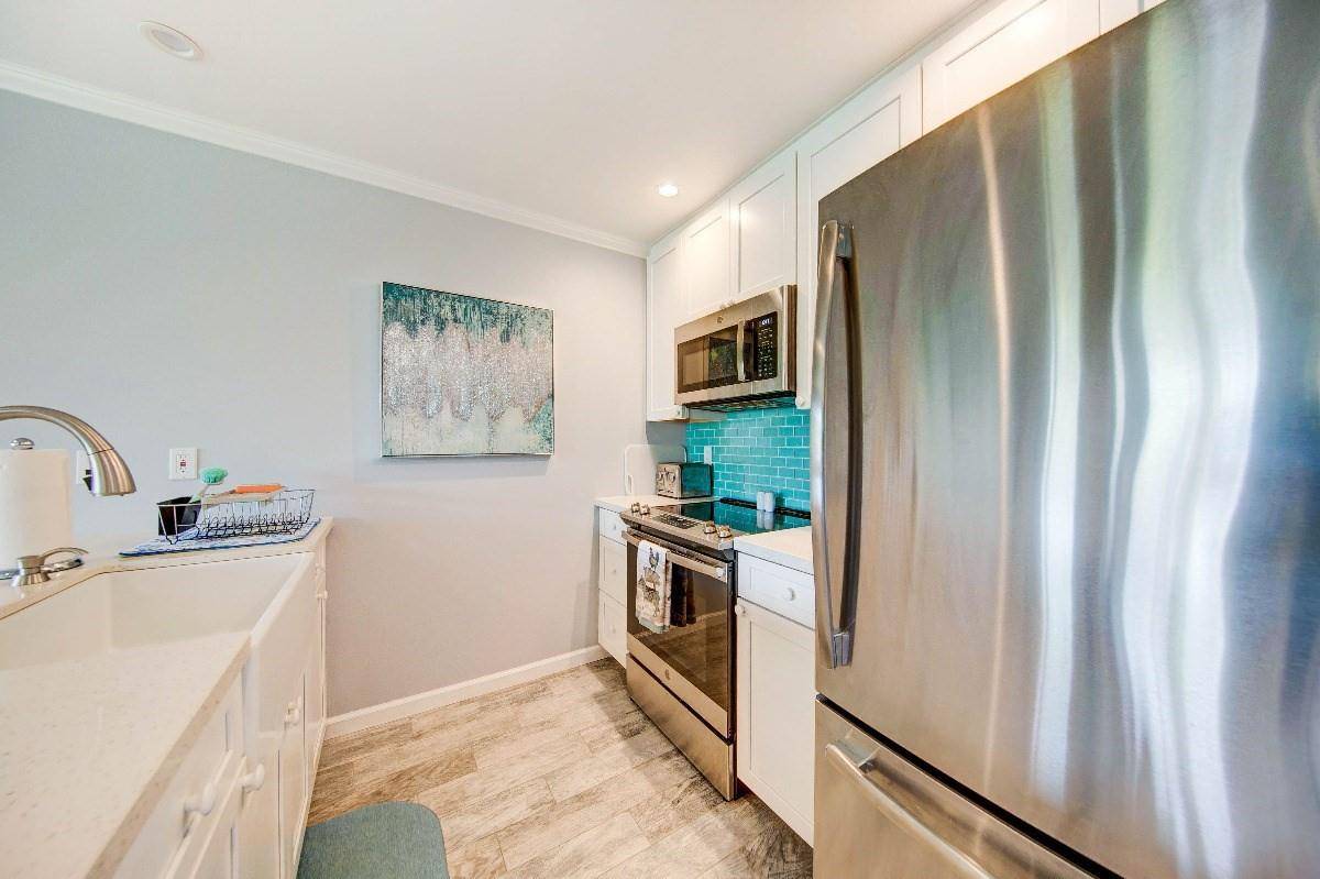 525 Aleka Lp J2 Property Photo 18