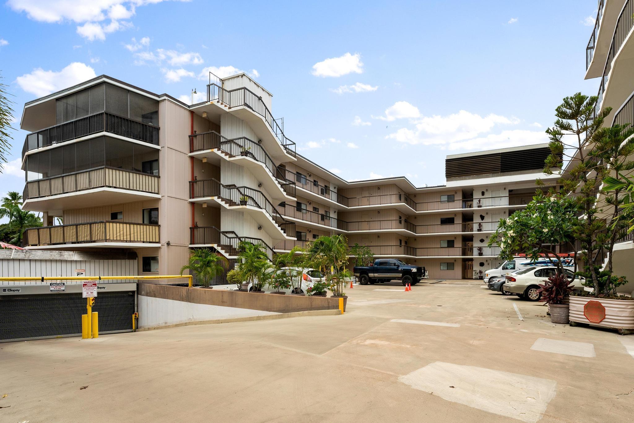 75-5719 Alii Dr 220 Property Photo 1